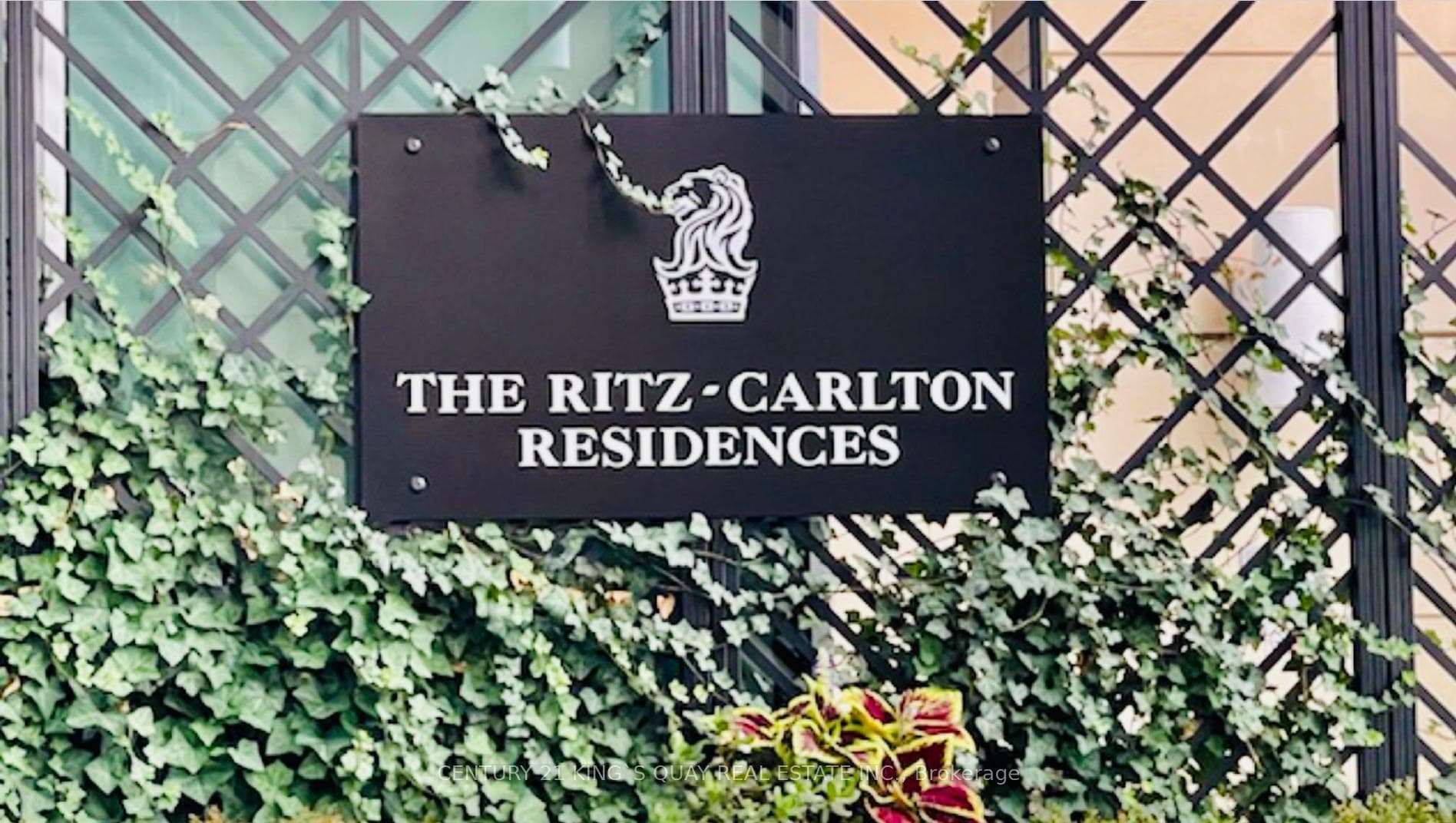 183 Wellington Street Unit 5102, Toronto C01