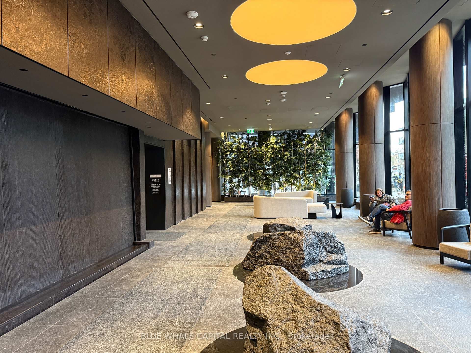 110 Broadway Avenue Unit 202S, Leaside / Davisville, ON M4P 1V7 - Photo 1