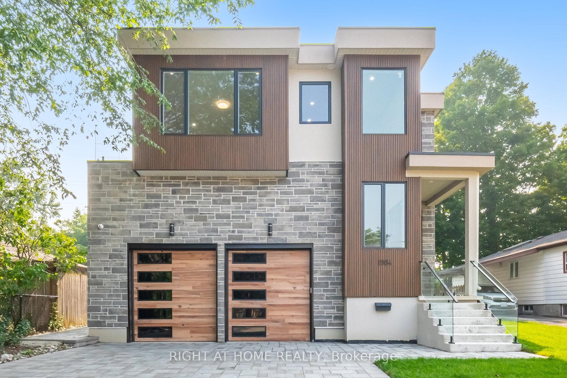1984 Guild Road, Pickering, ON L1V 1Y1 - Photo 1