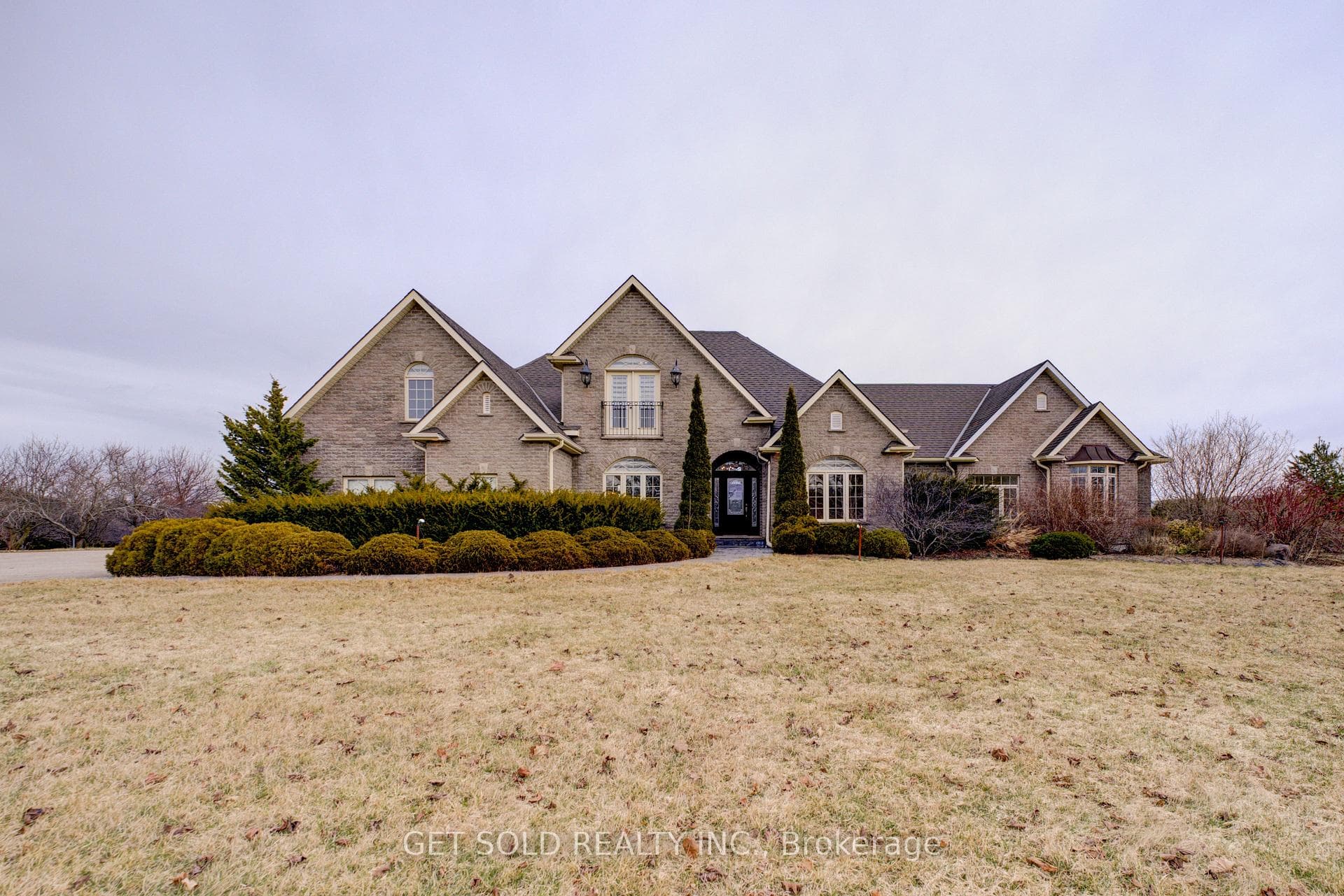 214 Maple Avenue, Brant, ON N0E 1A0 - Photo 1