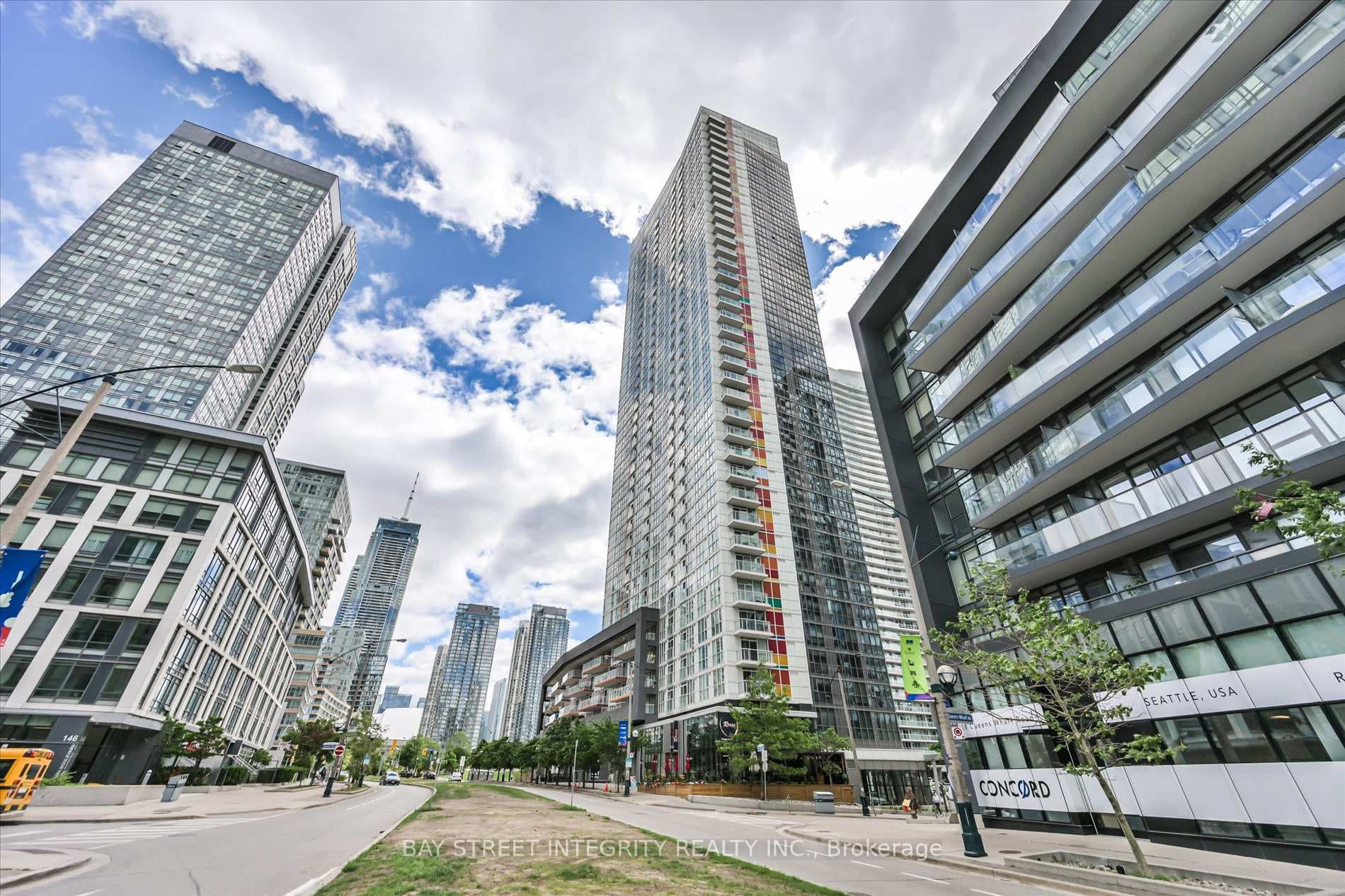 85 Queens Wharf Road Unit 1202, Downtown Toronto / Waterfront, ON M5V 0J9 - Photo 1