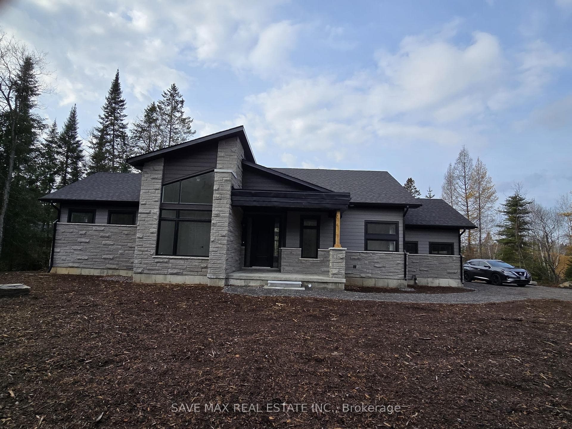 1047 Greensview Drive, Lake of Bays