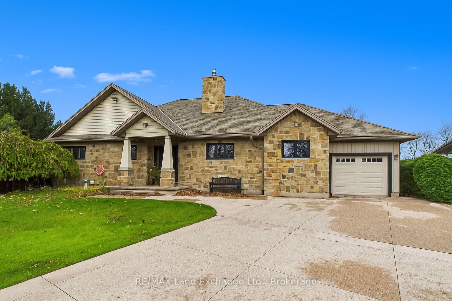 203 Campbell Crescent, Kincardine, ON N2Z 1B9 - Photo 1