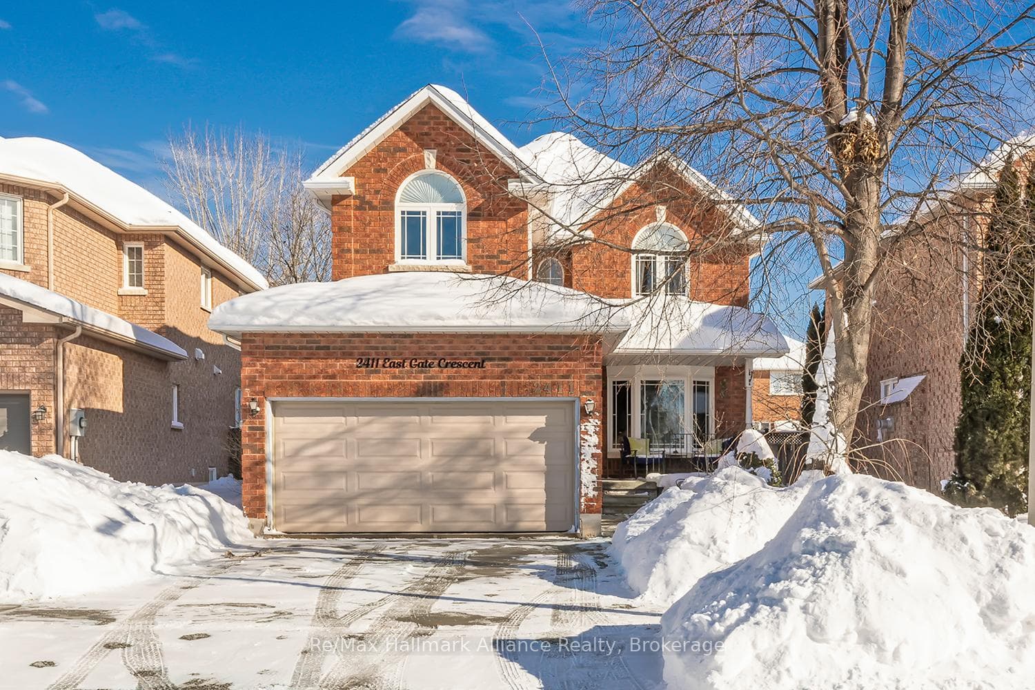 2411 East Gate Crescent, Oakville