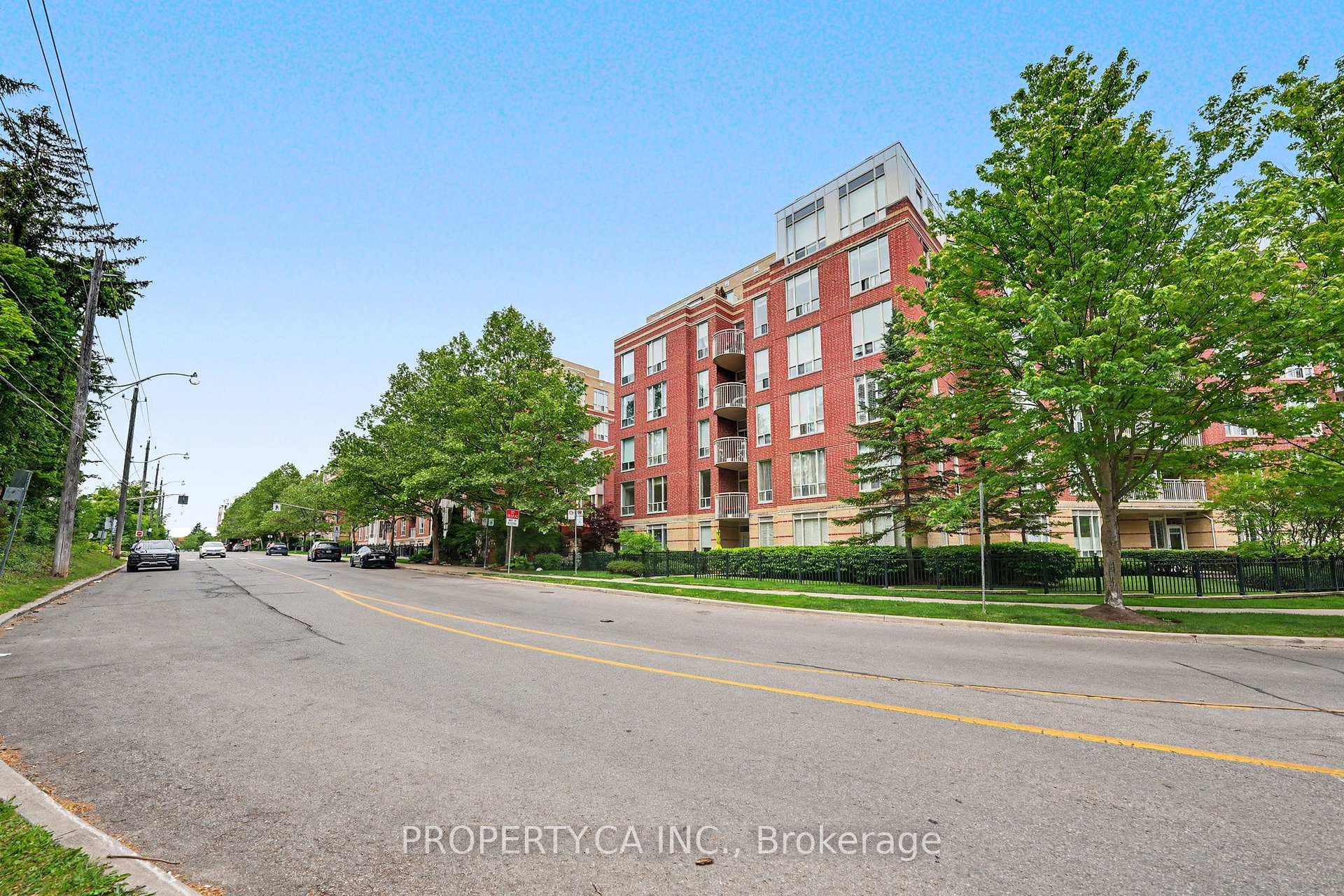 451 Rosewell Avenue Unit 209, Lawrence Park / Bedford Park, ON M4R 2B6 - Photo 1