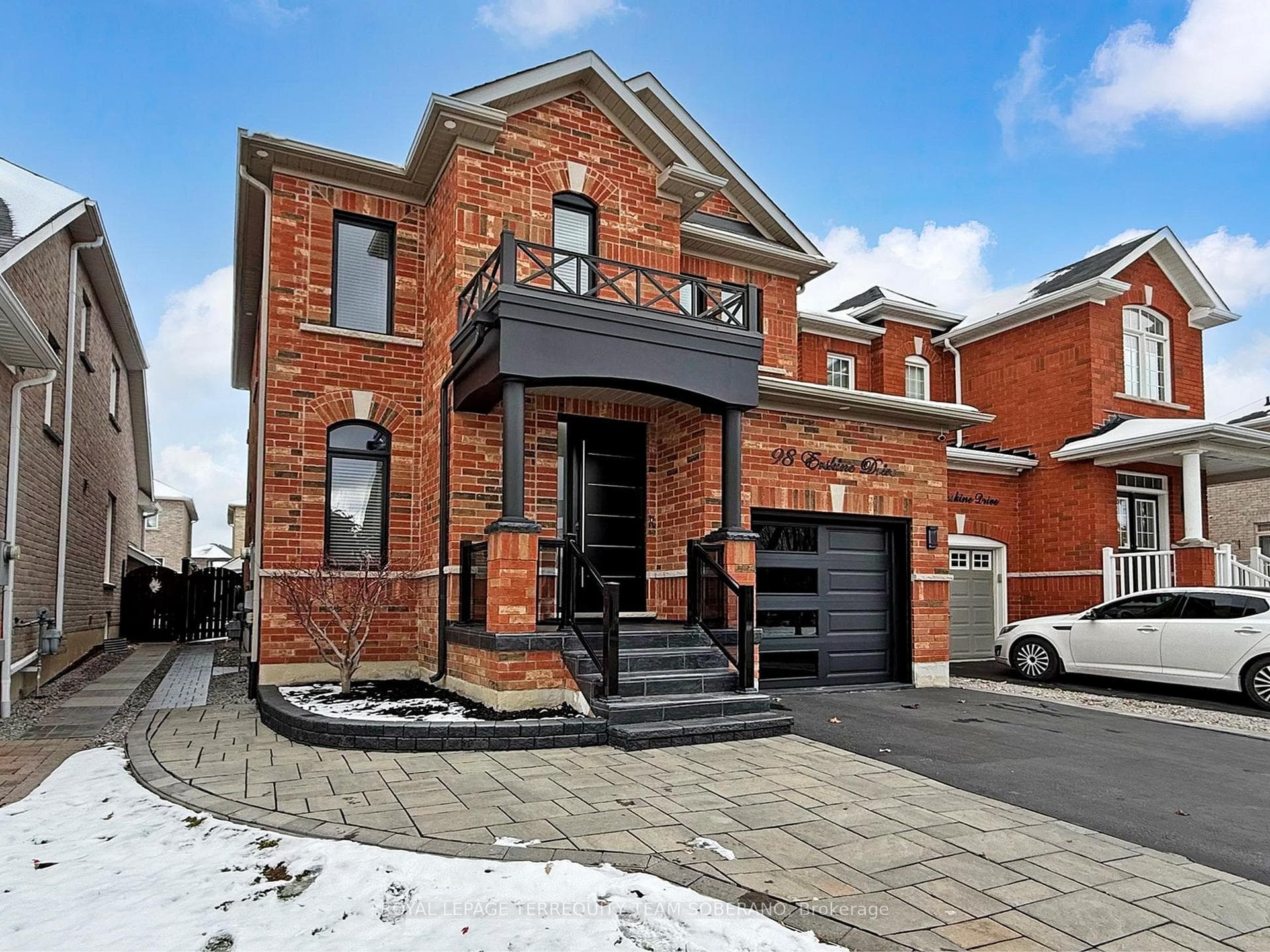 98 Erskine Drive, Clarington