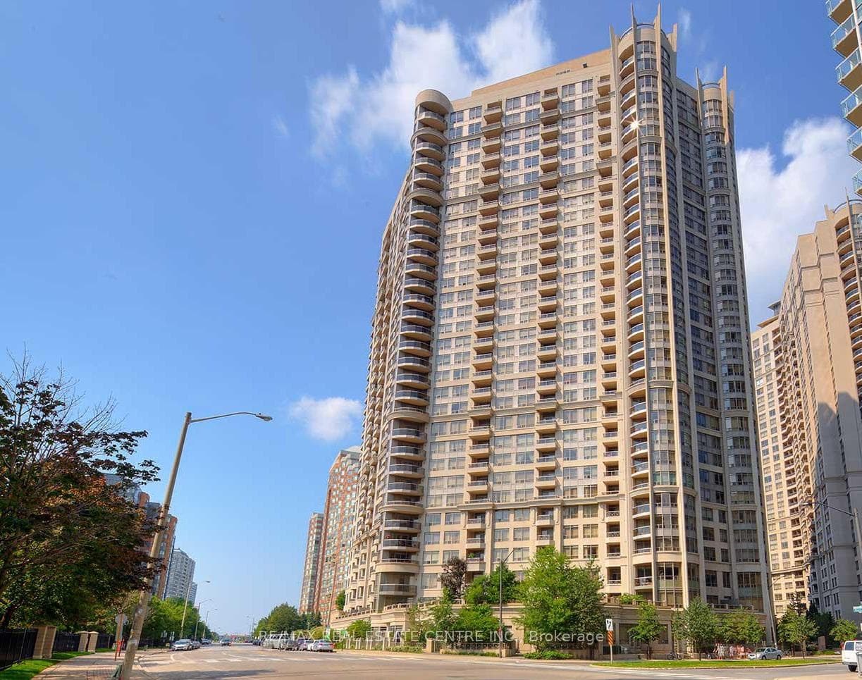 3880 Duke Of York Boulevard Unit 104, Mississauga, ON L5B 4M7 - Photo 1