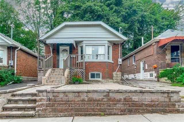 34 Glenside Avenue Unit Lower, Riverdale / Leslieville, ON M4L 2T5 - Photo 1
