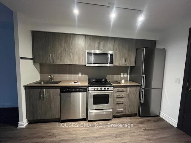 1700 Avenue Road Unit 212, Lawrence Park / Bedford Park, ON M5M 0B3 - Photo 1