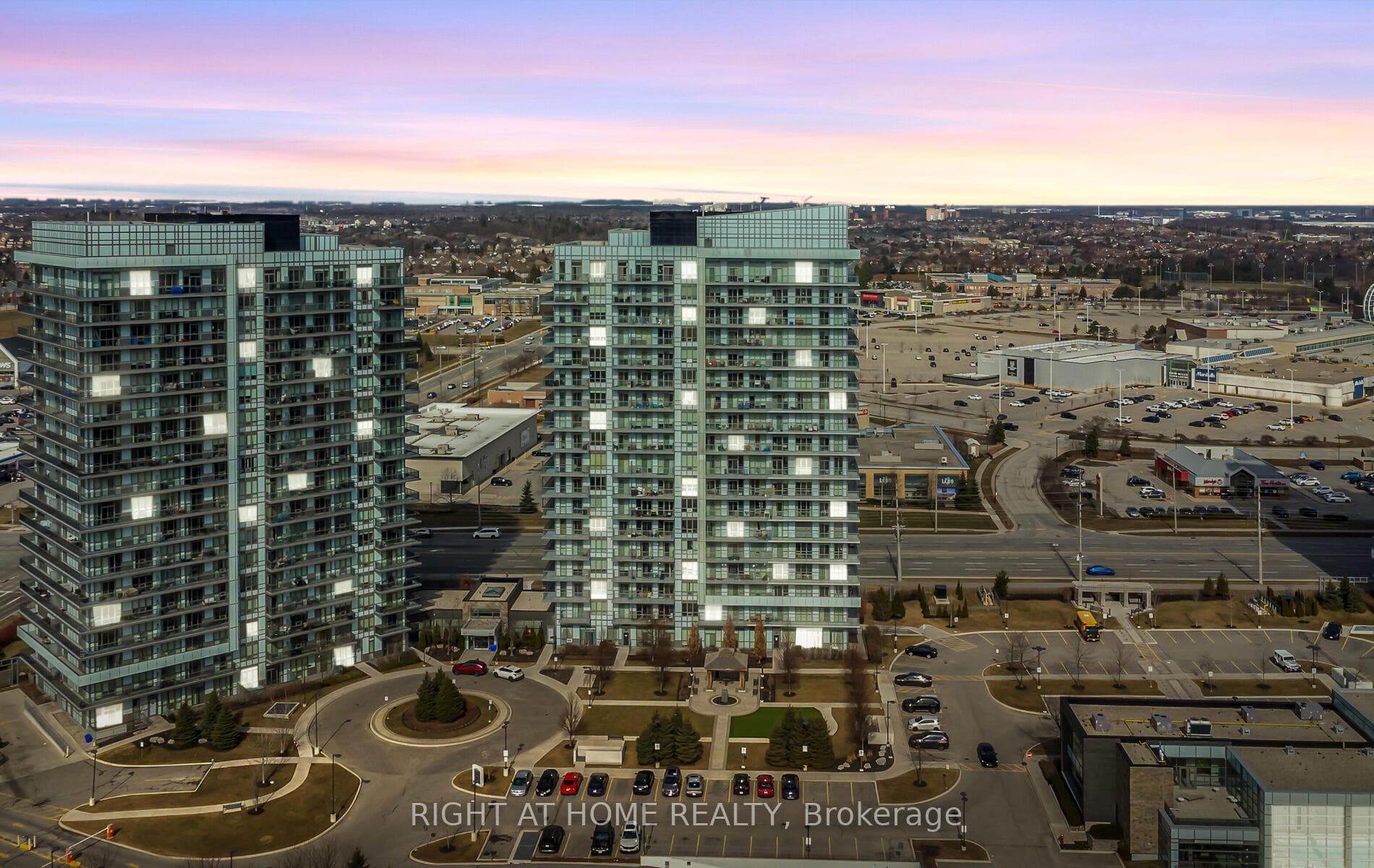 4655 Glen Erin Drive Unit 1207, Mississauga, ON L5M 0Z1 - Photo 1