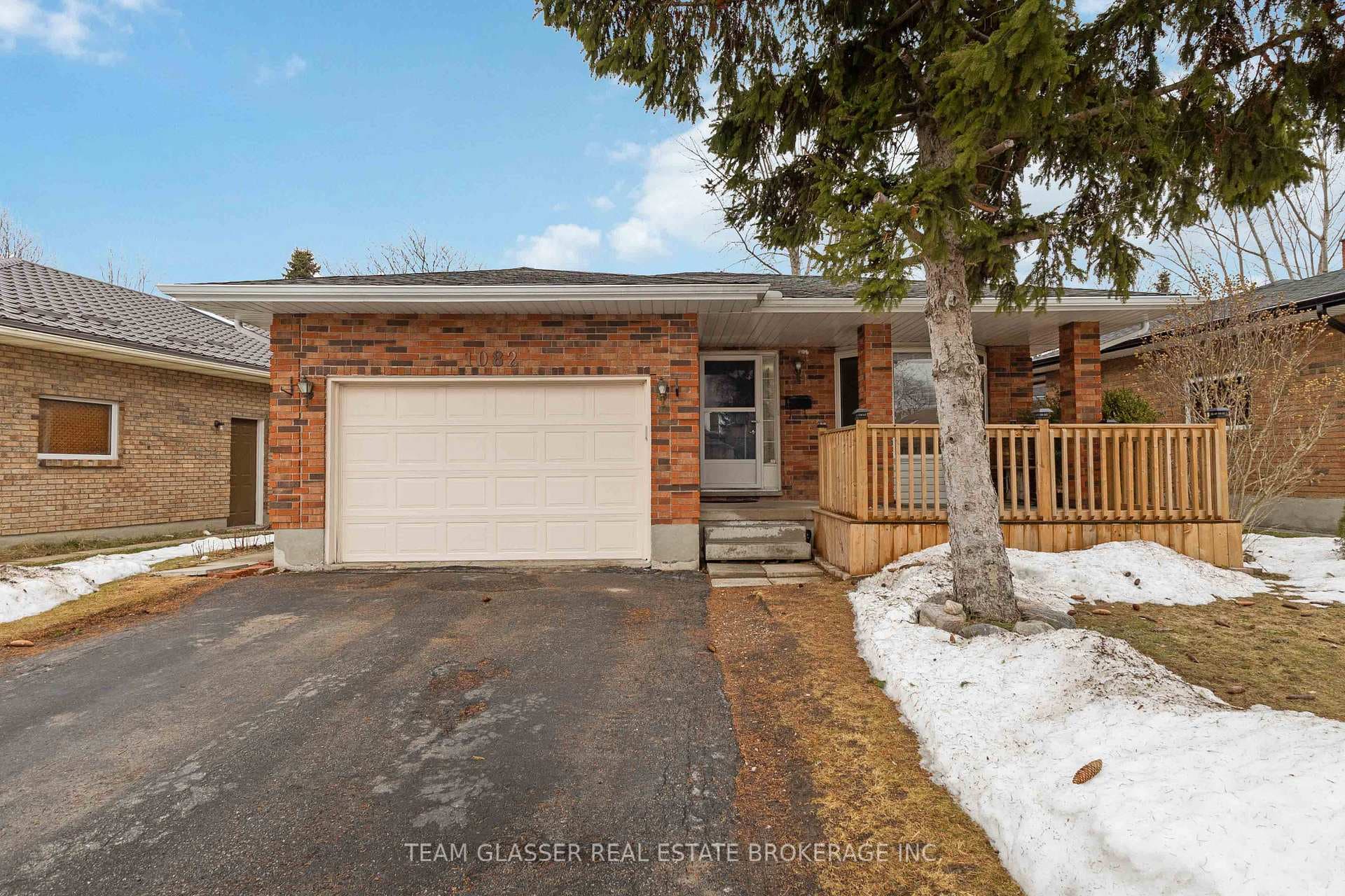 1082 LAWSON Road, London North, ON N6G 2X9 - Photo 1