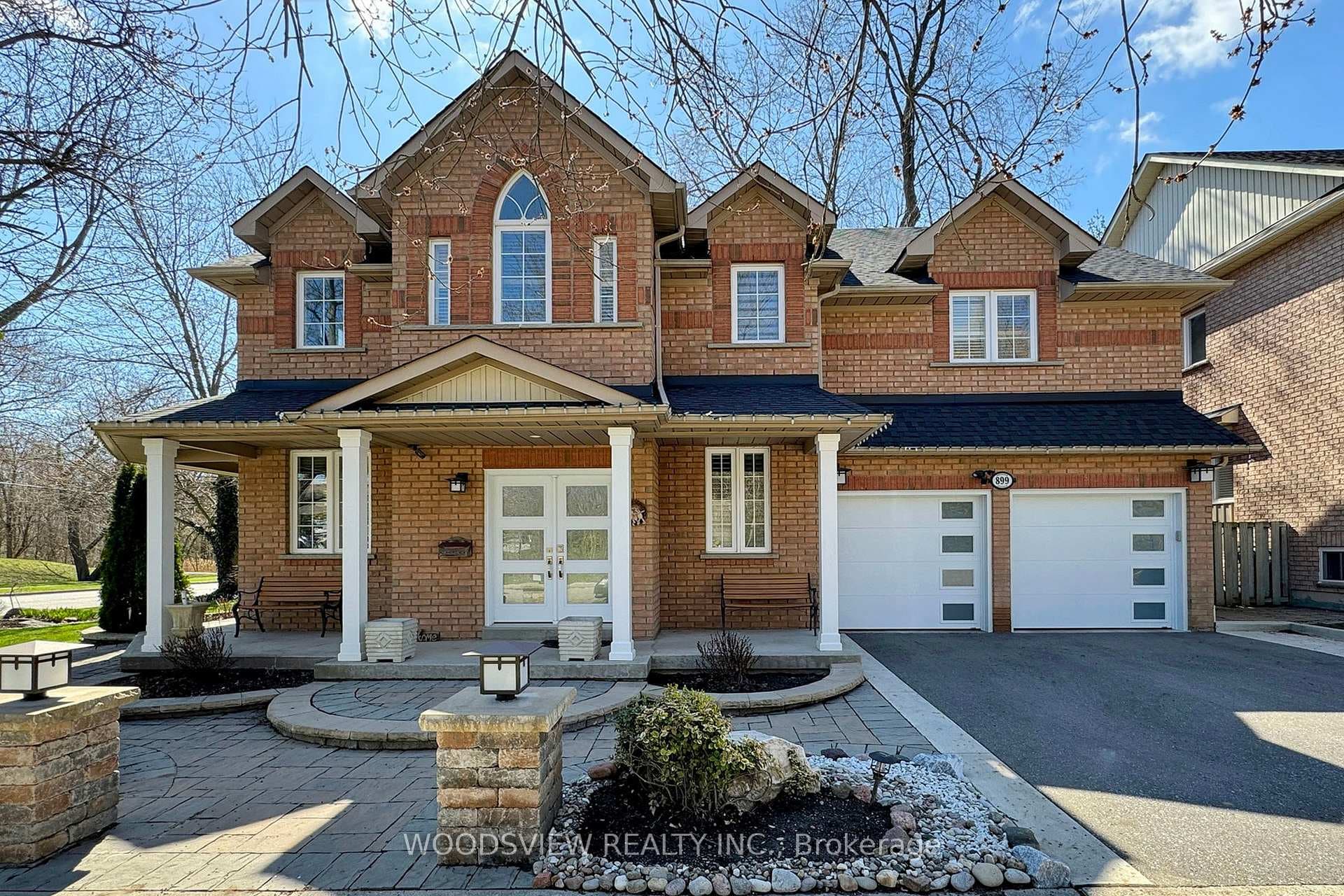 899 Voyager Avenue, Pickering