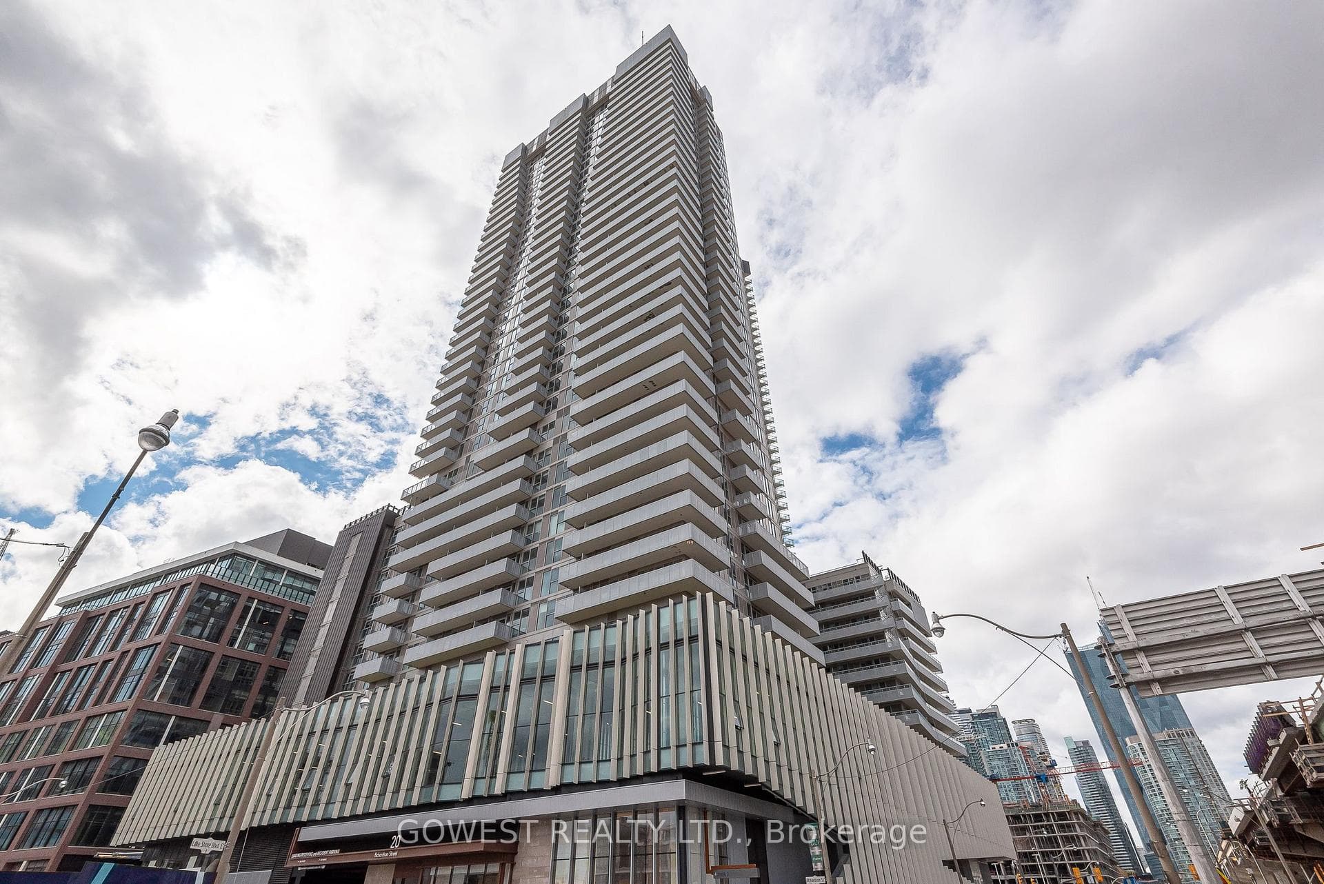 20 Richardson Street Unit 2702, Regent Park / Cabbagetown / St. James Town, ON M5A 0S6 - Photo 1