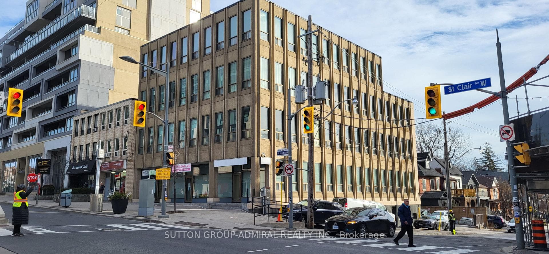 845 St Clair Avenue Unit 204B, Forest Hill / Deer Park, ON M6C 1C2 - Photo 1