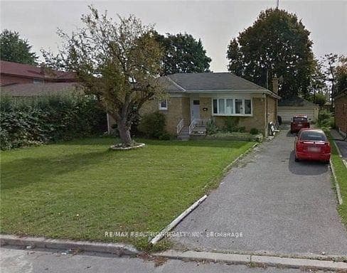 87 Combe Avenue, North York (Bathurst Manor / Clanton Park), ON M3H 4J6 - Photo 1