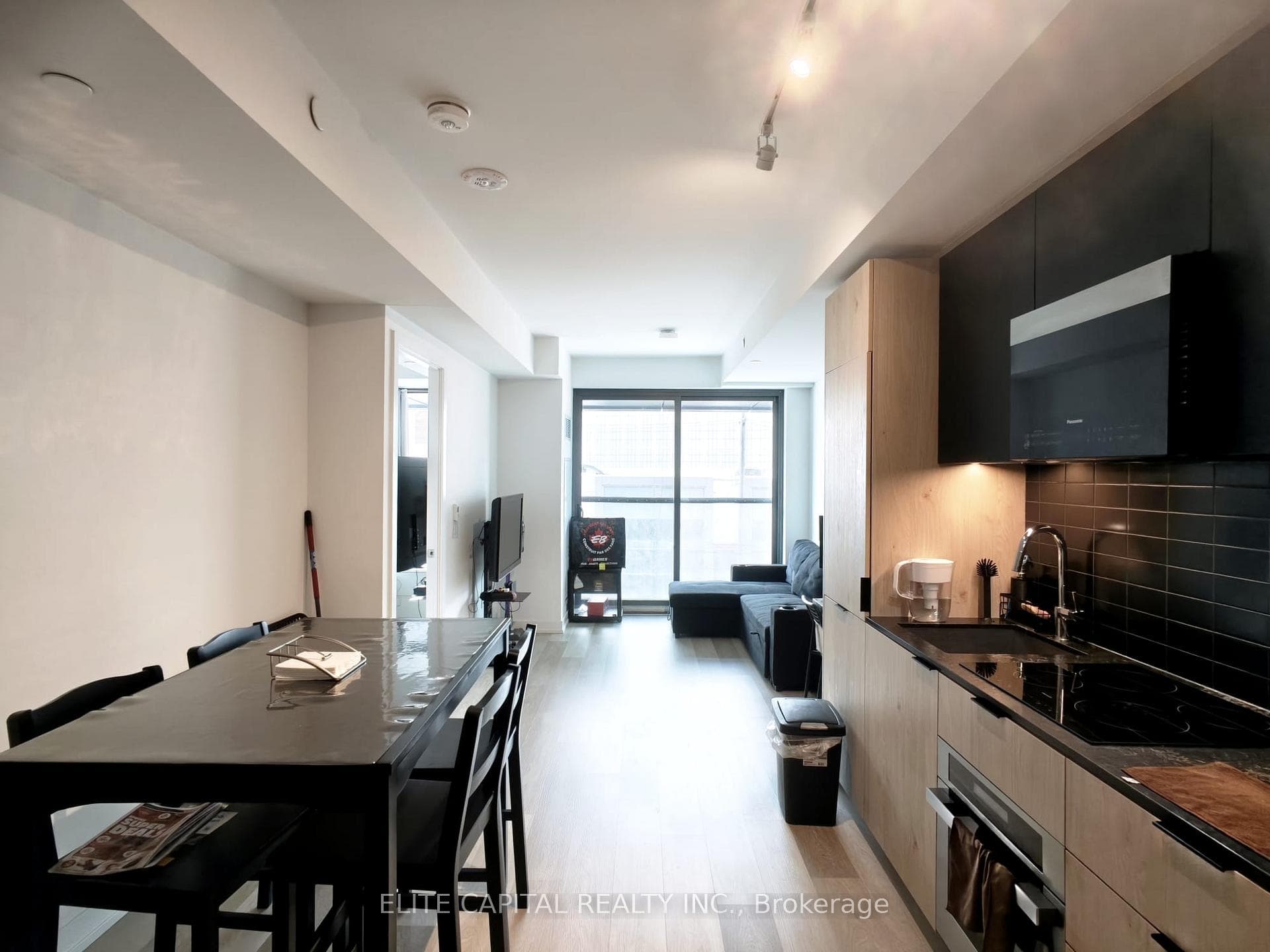 28 Eastern Avenue Unit 219, Toronto C08