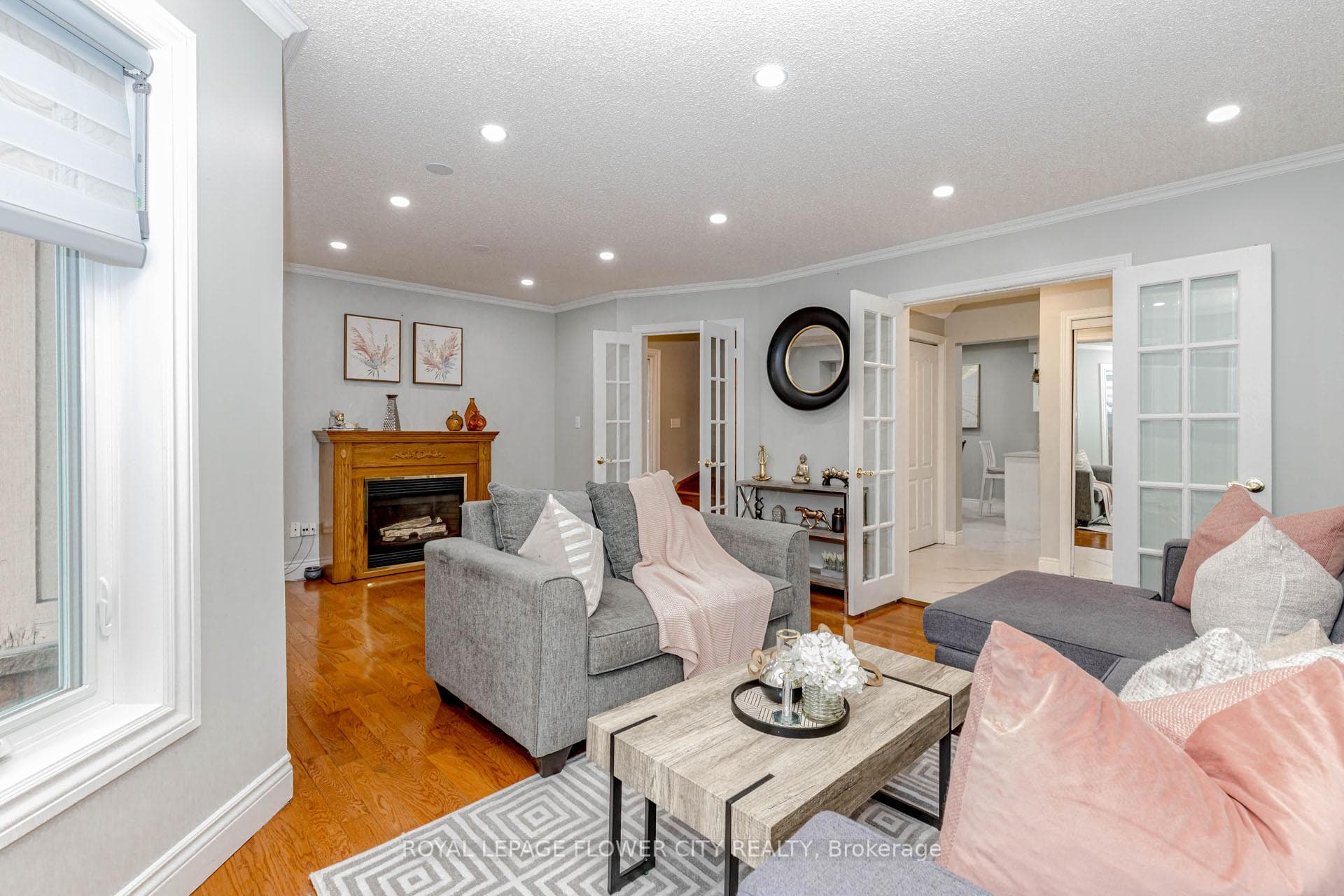 194 Pressed Brick Drive, Brampton, ON L6V 4K7 - Photo 1