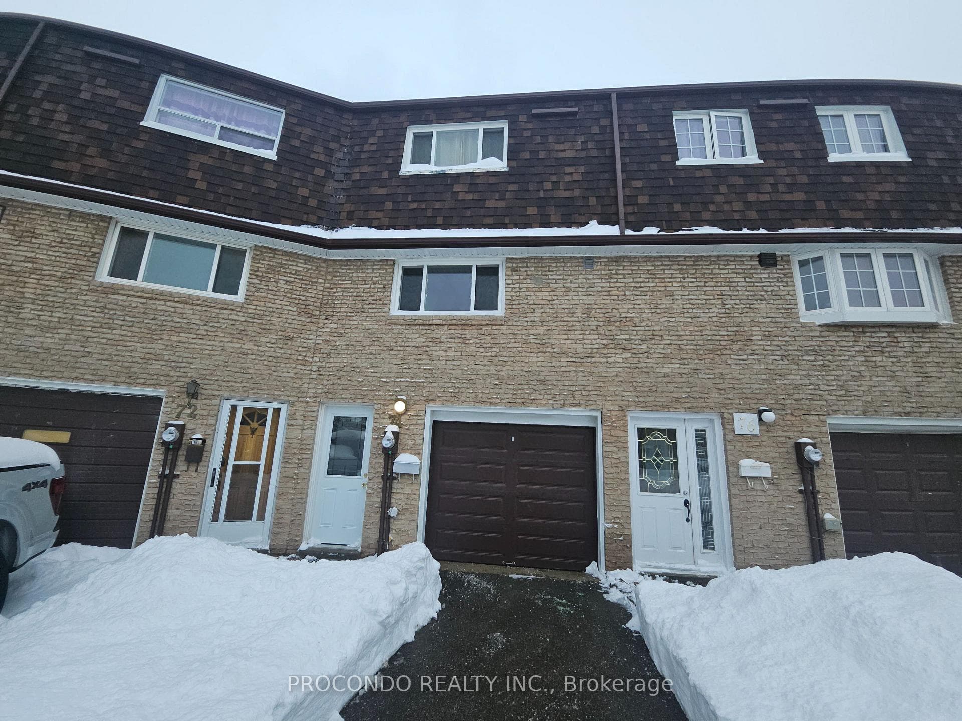 74 Timberbank Boulevard, Scarborough Village / Eglinton East, ON M1W 1Z5 - Photo 1