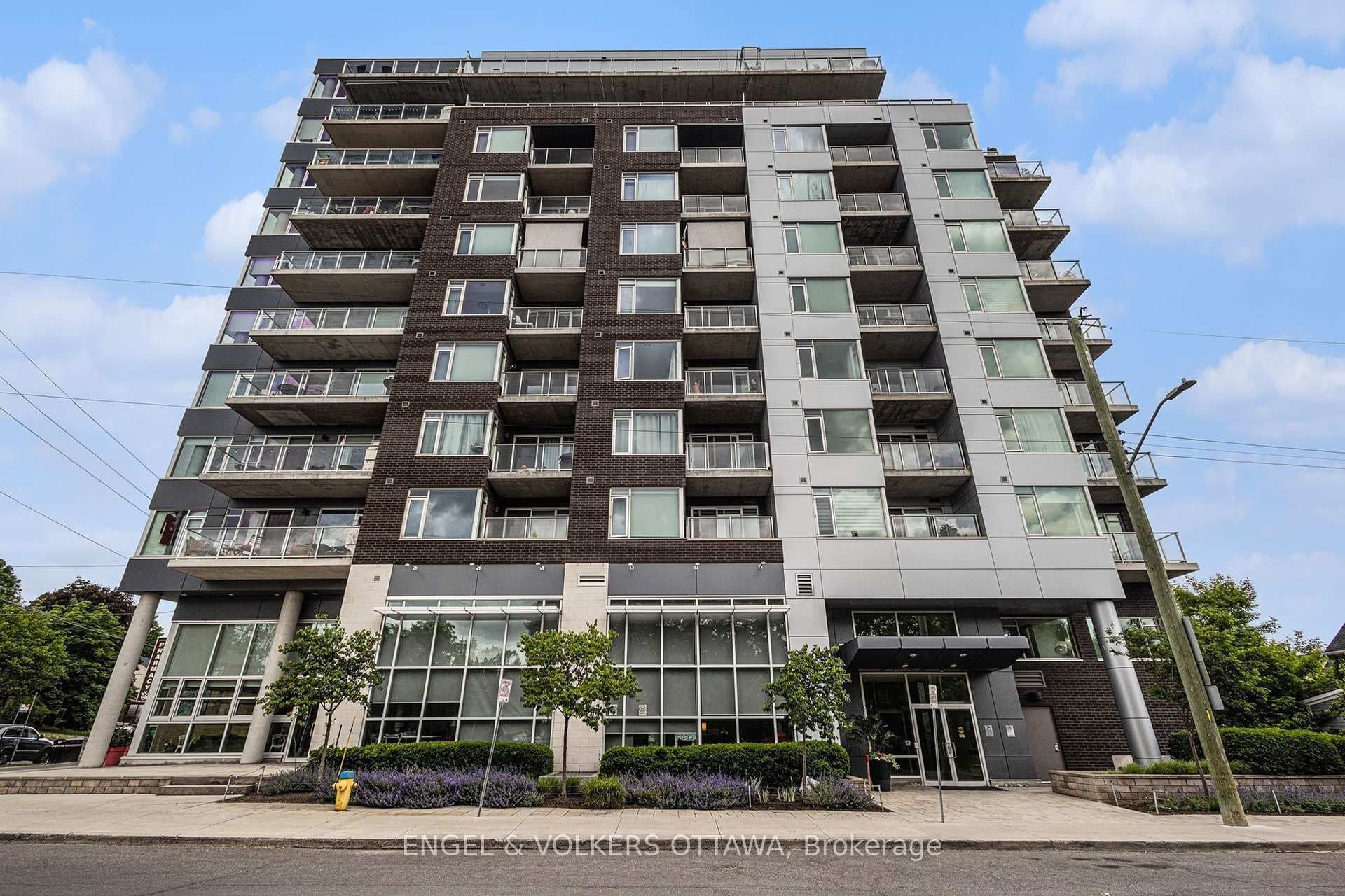 7 Marquette Avenue Unit 318, Vanier and Kingsview Park, ON K1L 8A7 - Photo 1