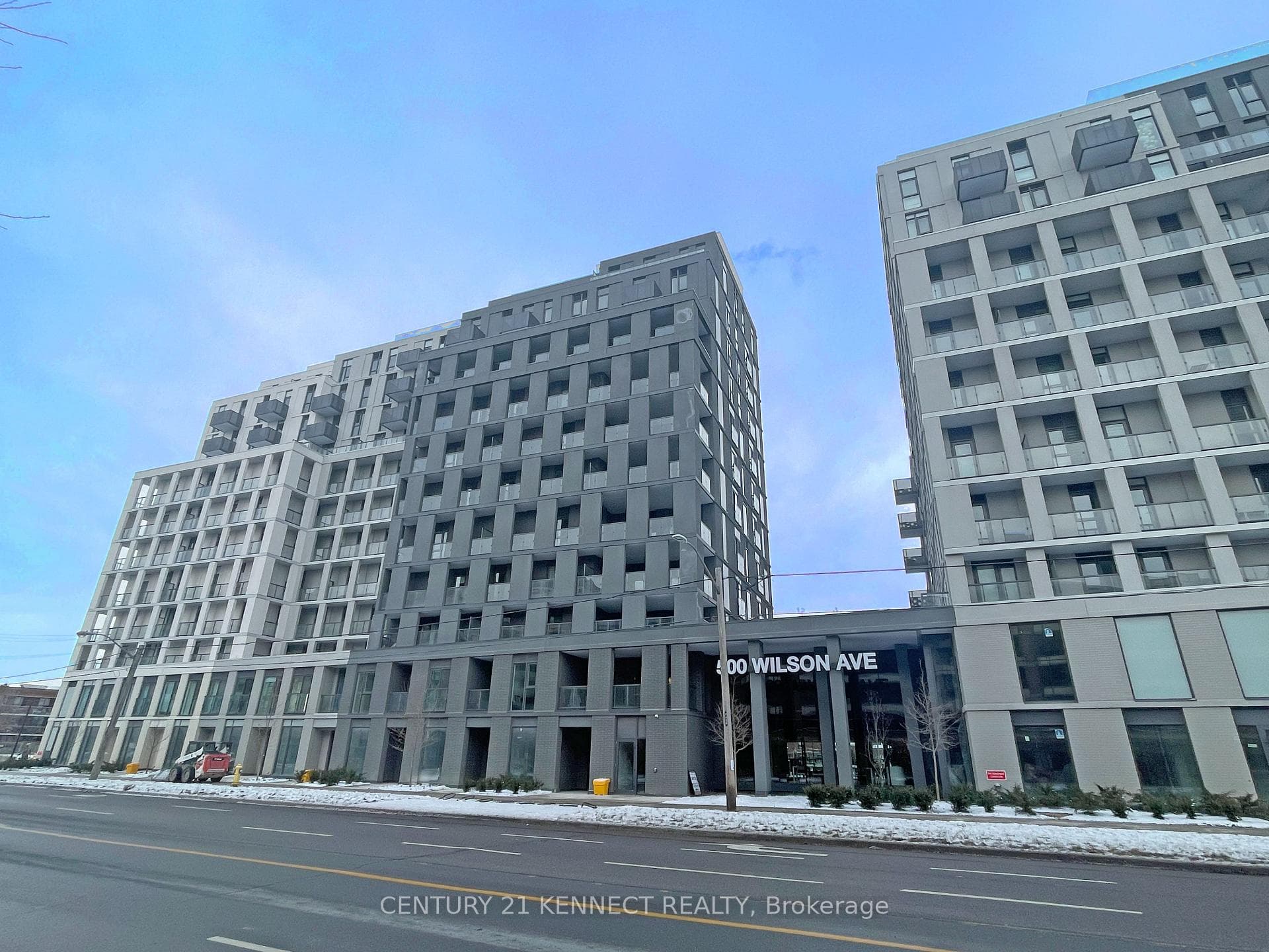 500 Wilson Avenue Unit 913, North York (Bathurst Manor / Clanton Park), ON M3H 0E5 - Photo 1