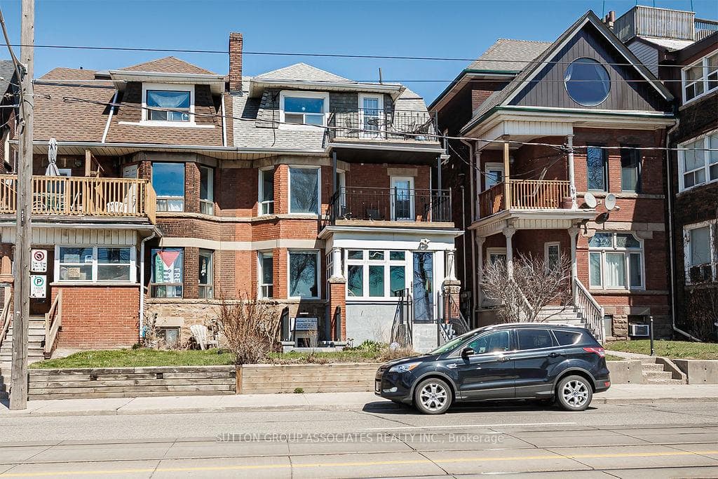 1546 King Street, High Park / Junction / Roncesvalles, ON M6K 1J6 - Photo 1