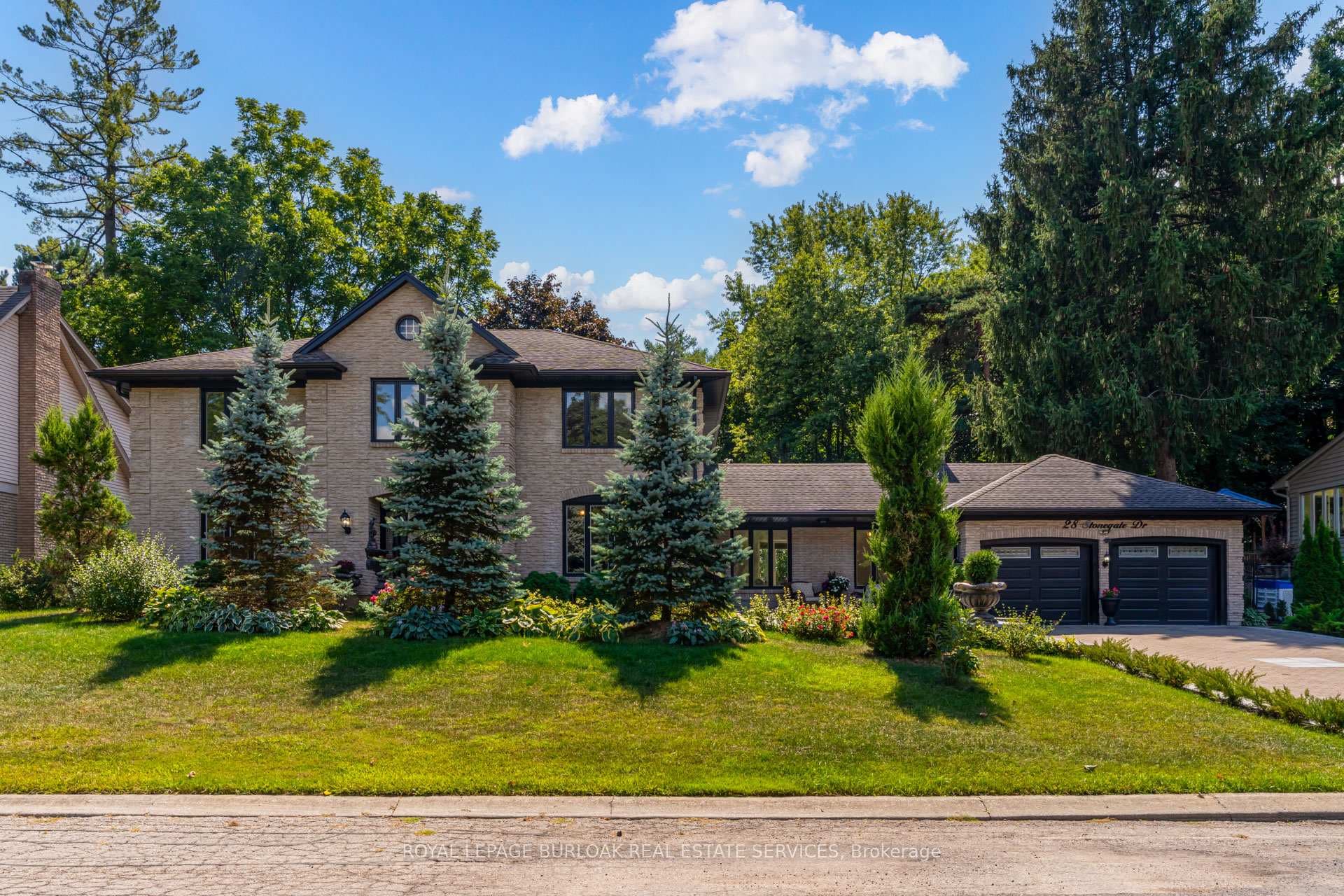 28 Stonegate Drive, Hamilton, ON L9G 3R7 - Photo 1