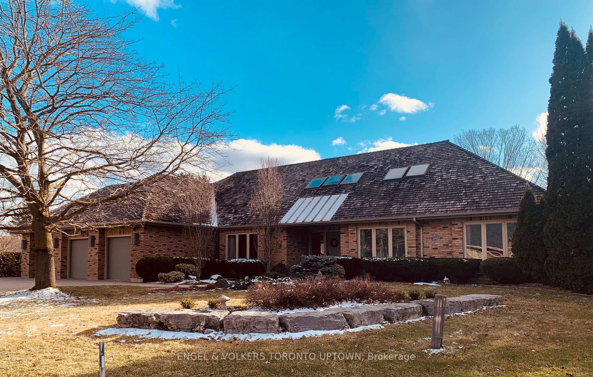 92 McClure Drive, King, ON L7B 1C1 - Photo 1