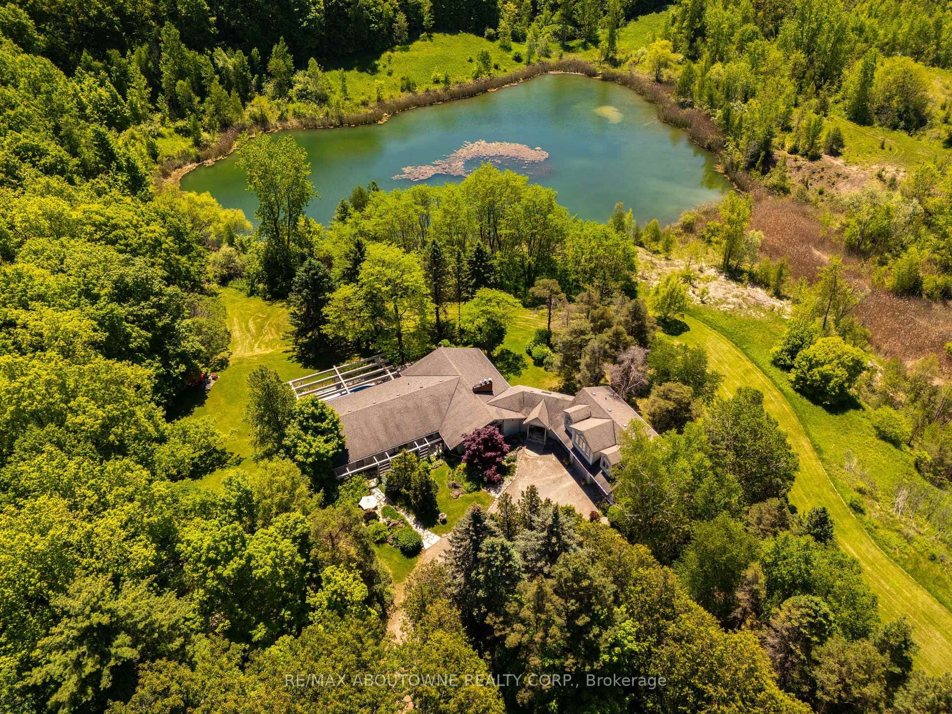 2360 8 Side Road, Burlington, ON L7P 0M7 - Photo 1