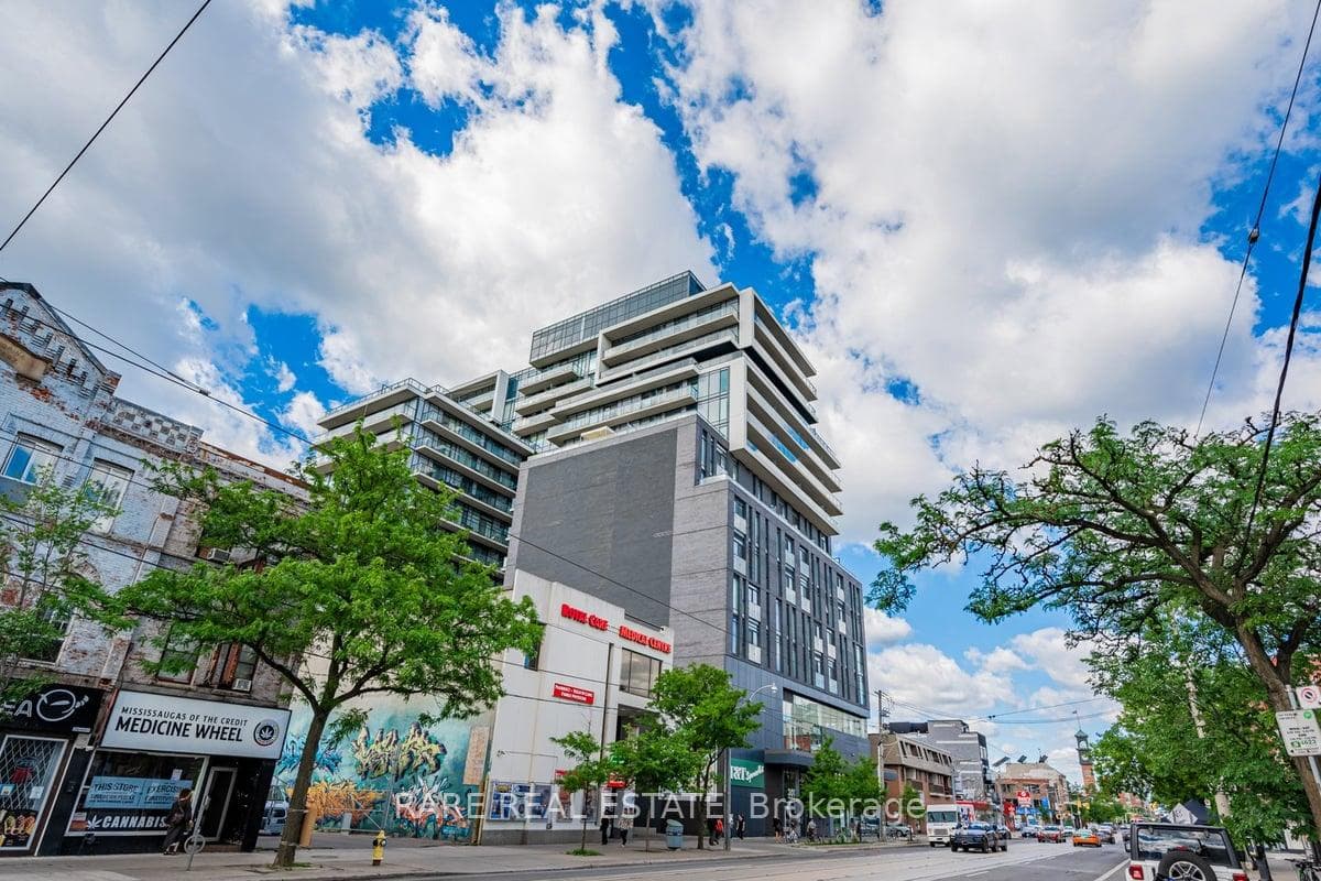 297 College Street Unit PH5, Downtown Toronto / Waterfront, ON M5T 0C2 - Photo 1