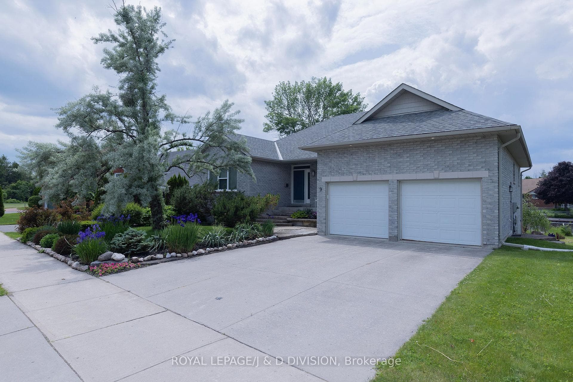 9 Victoria Avenue, Selwyn, ON K0L 2H0 - Photo 1