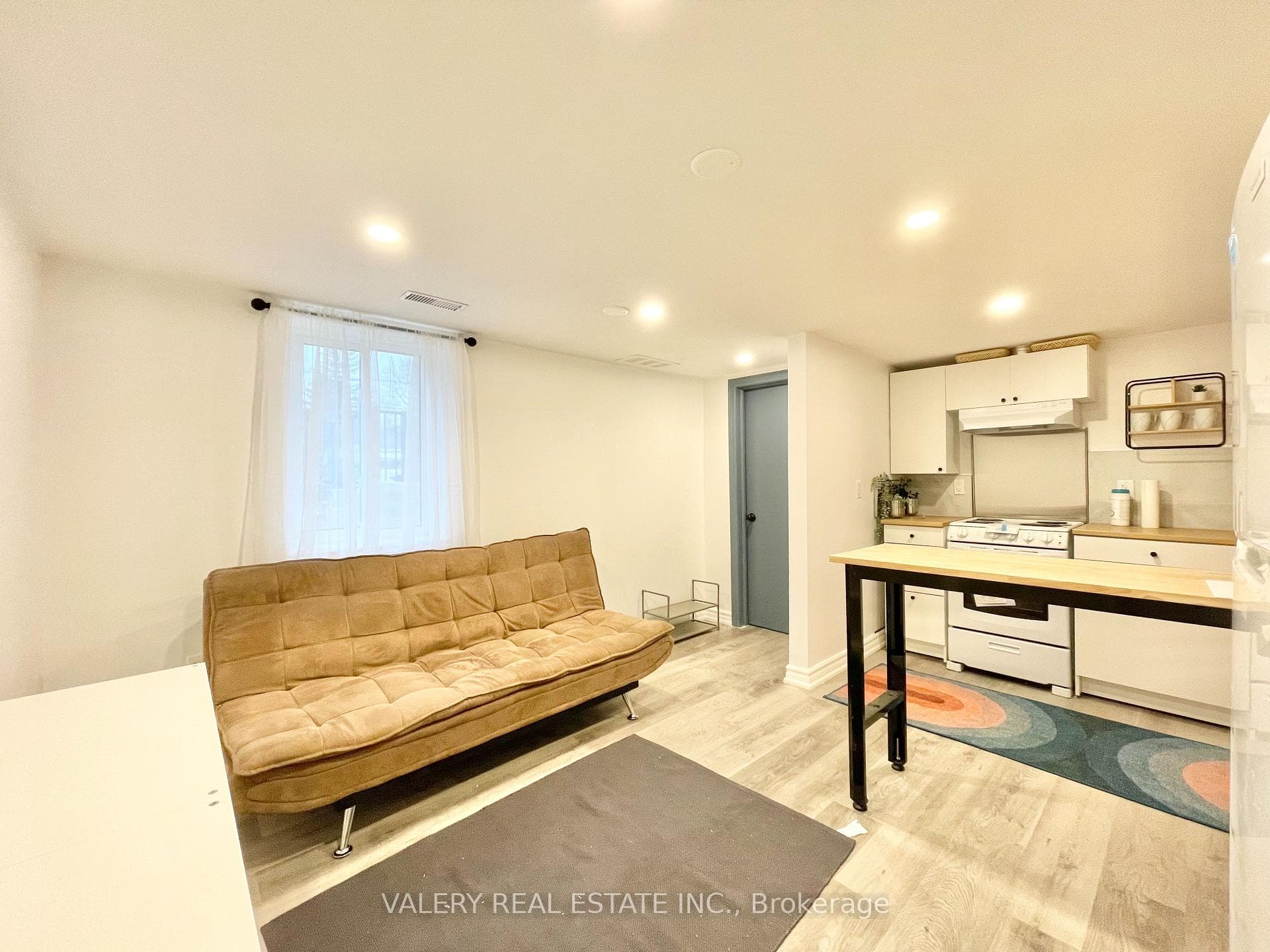 52 Glenridge Road Unit Lower, Scarborough Town Centre, ON M1M 1A8 - Photo 1