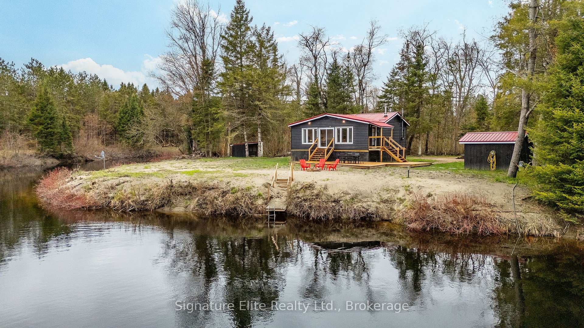 1077 Nystedt Lane, Minden Hills
