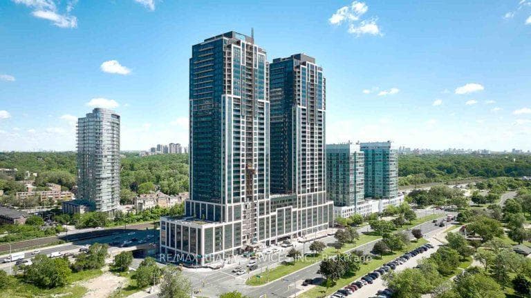 1926 Lakeshore Boulevard Unit 3211, High Park / Junction / Roncesvalles, ON M6S 1A1 - Photo 1