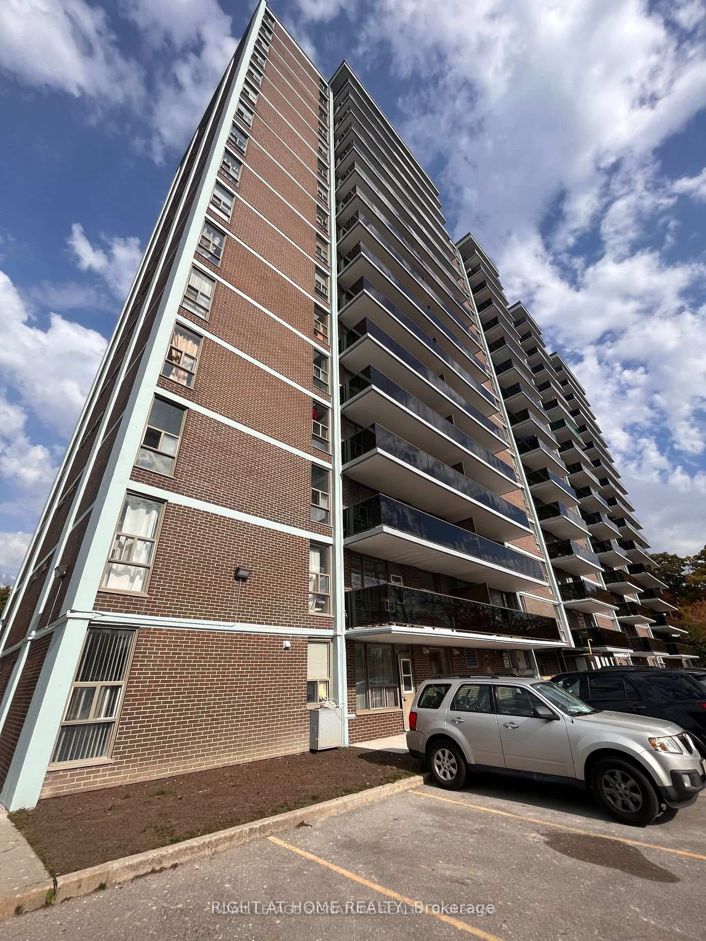 235 Grandravine Drive Unit 202, Downsview / Black Creek, ON M3N 1J2 - Photo 1