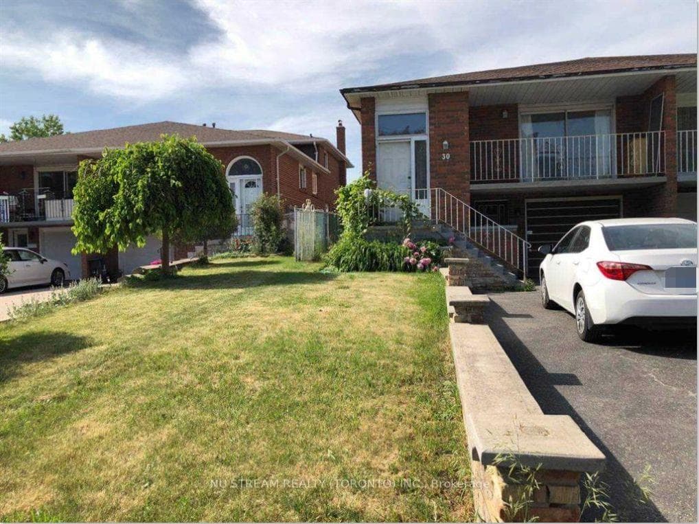 30 Hickorynut Dr Drive, Hillcrest Village / Bayview Village, ON M2J 4W5 - Photo 1