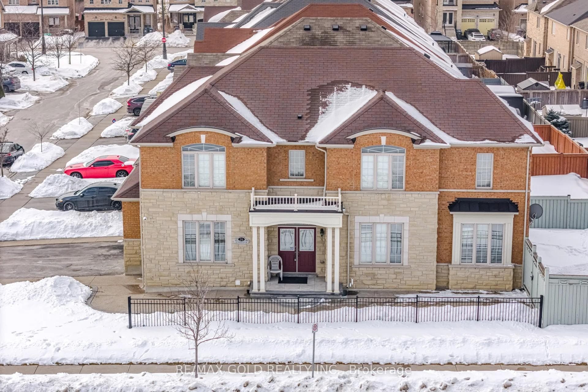 26 Drummondville Drive, Brampton, ON L6P 3M9 - Photo 1