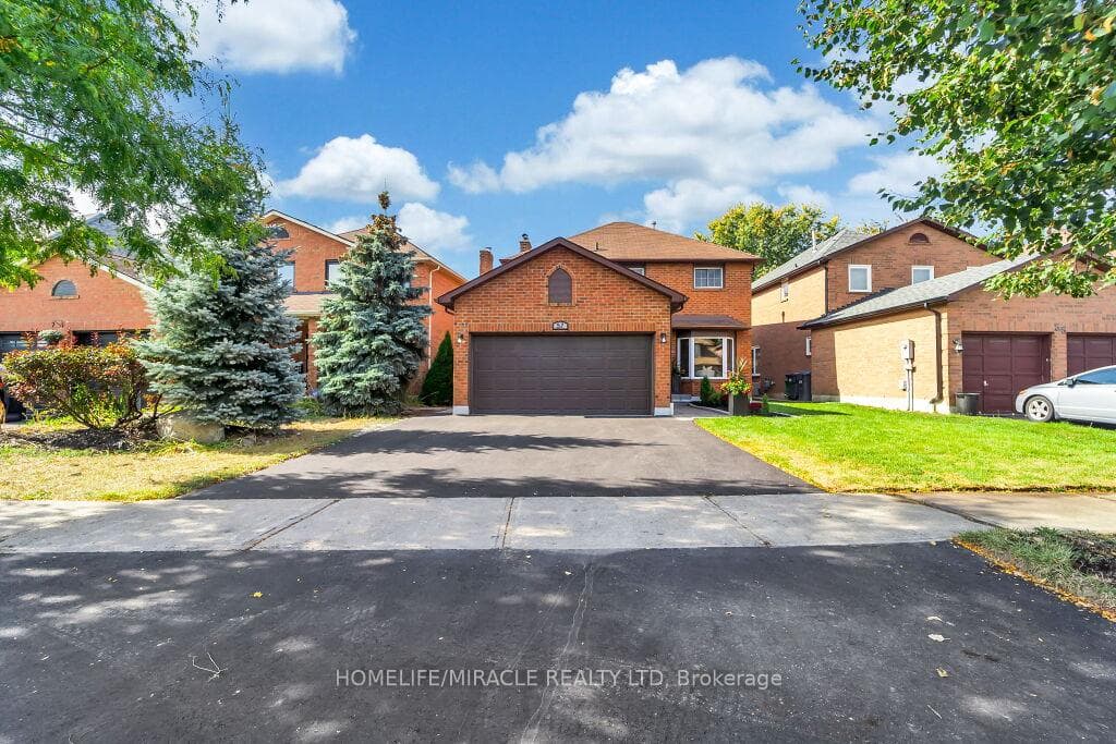 57 Lord Simcoe Drive Unit Upper, Brampton, ON L6S 5G7 - Photo 1