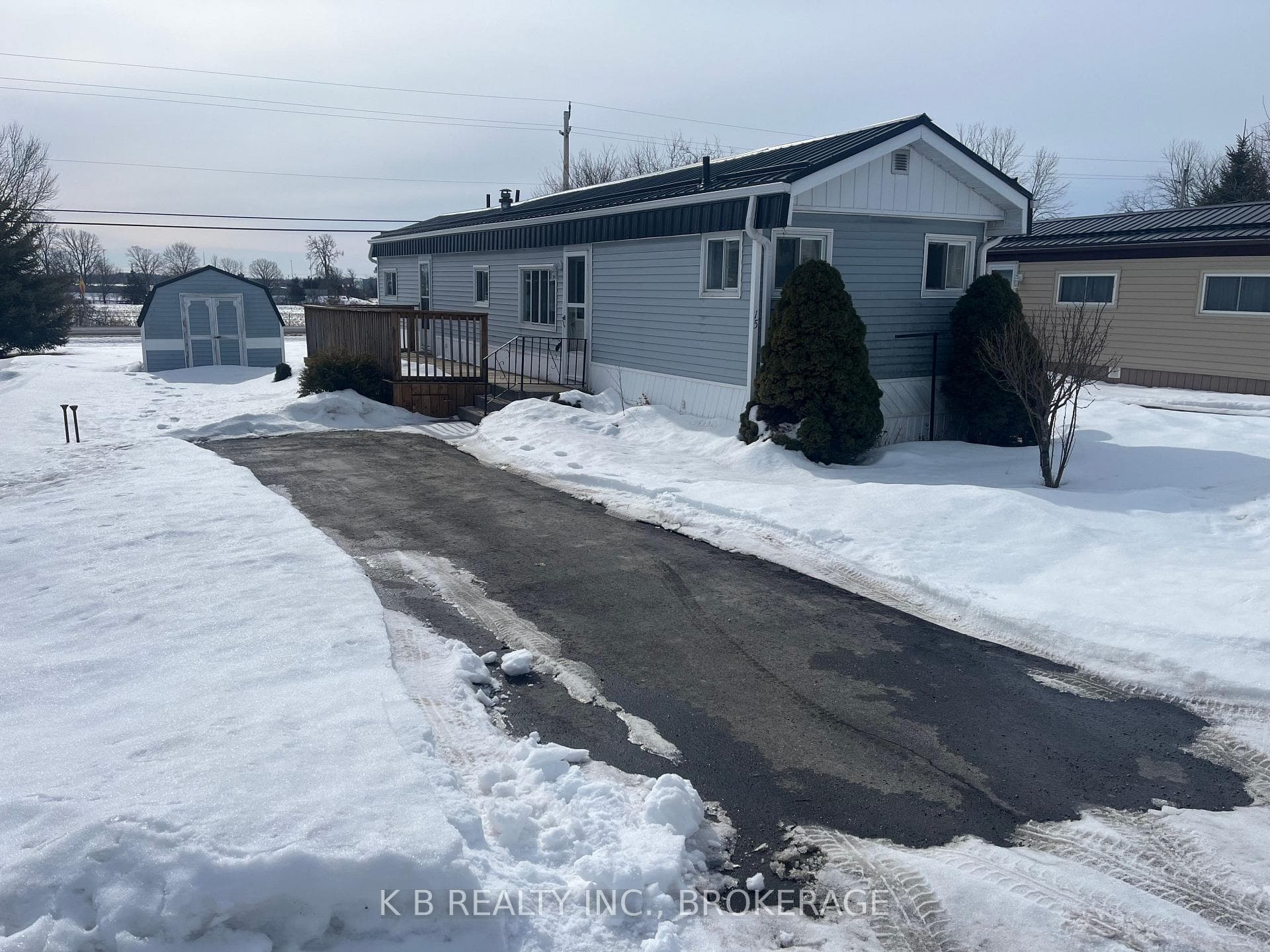 15 Cedar Street, Greater Napanee, ON K7R 3L1 - Photo 1