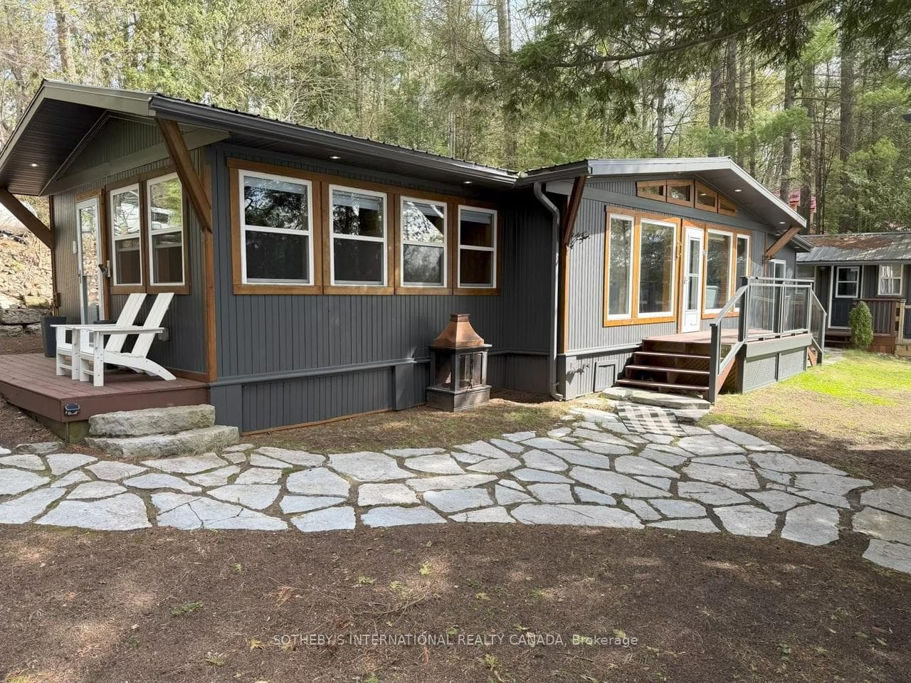 1030 Cobble Rose Lane, Minden Hills
