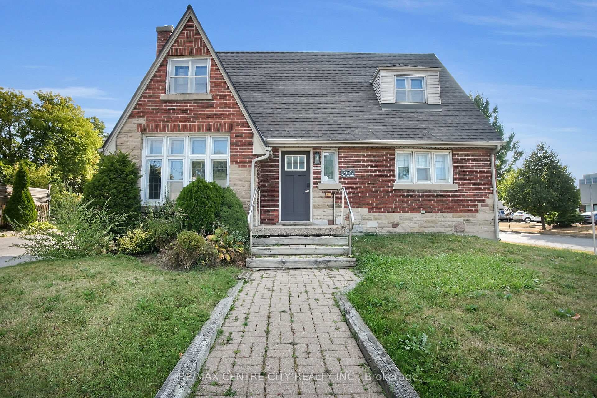 302 Wellington Road, London South, ON N6C 4N9 - Photo 1