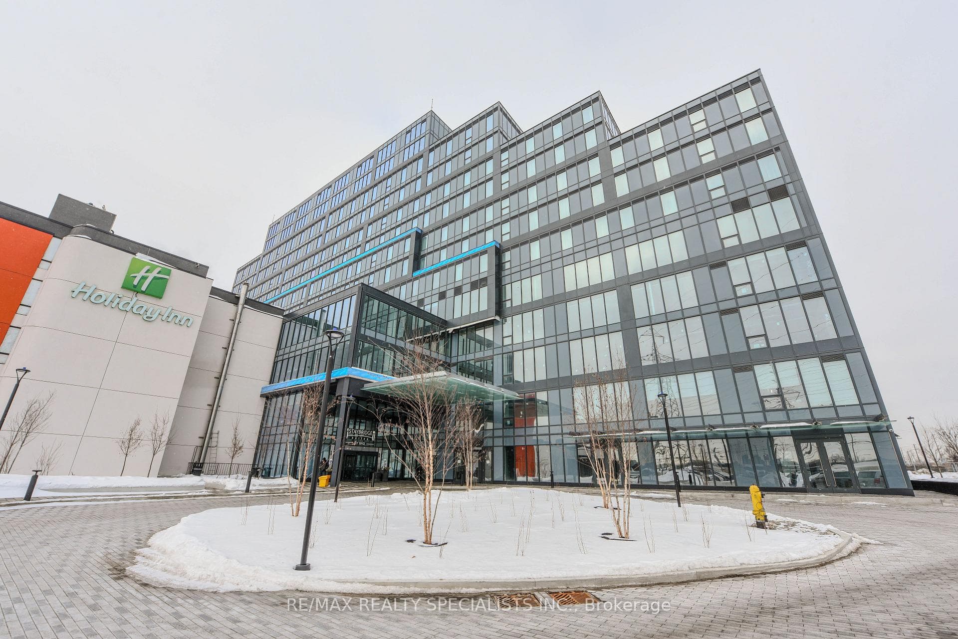 600 Dixon Road Unit 425, Etobicoke (Kingsview Village / Humber Heights), ON M9W 1J1 - Photo 1