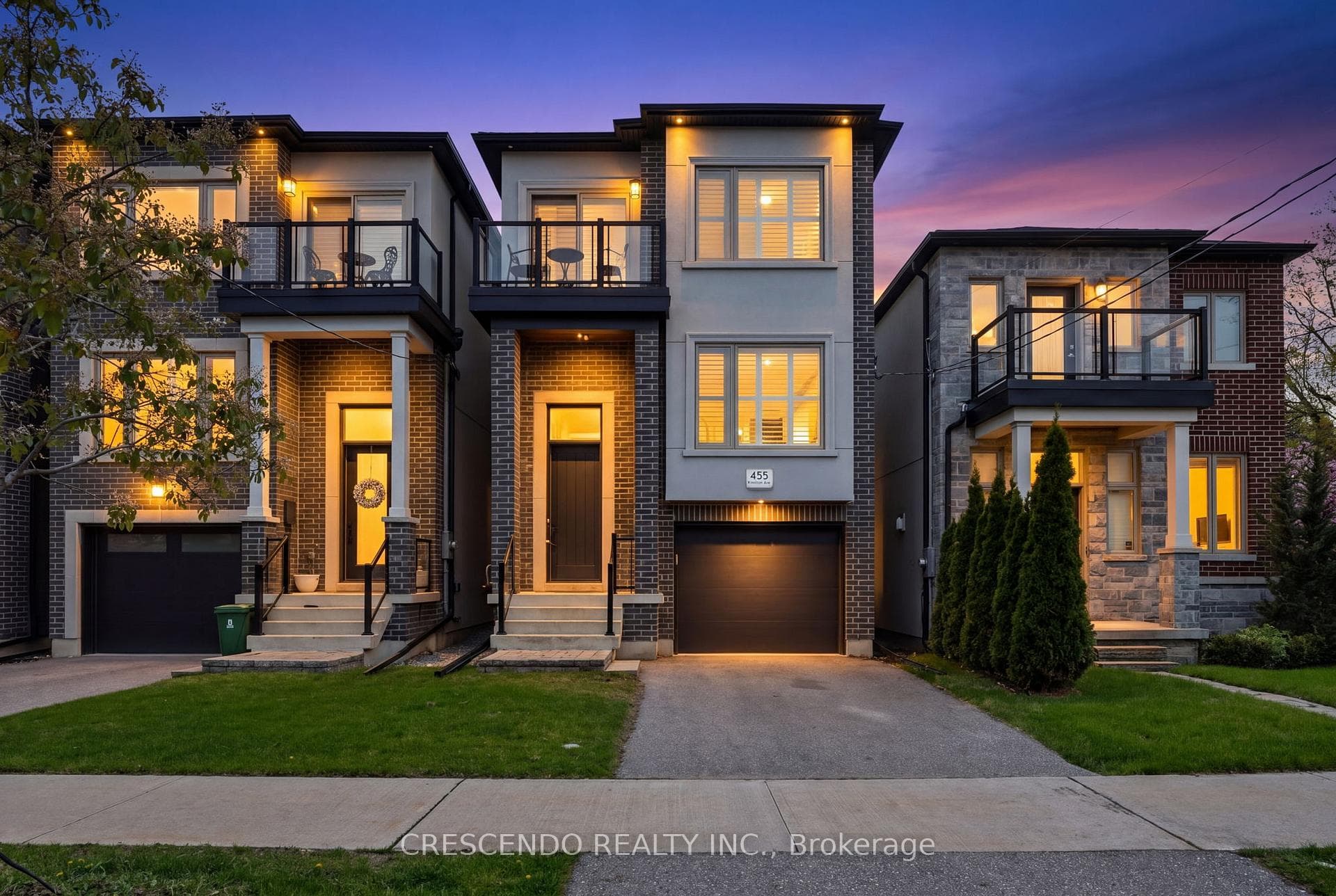 455 Rimilton Avenue, Toronto W06