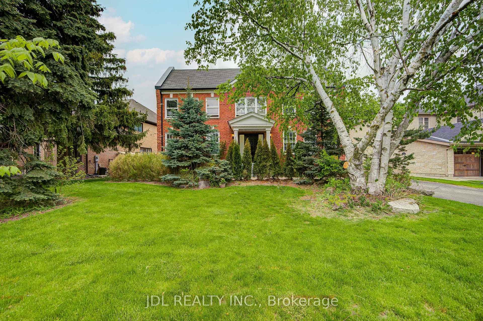 22 Hillholm Boulevard, Richmond Hill, ON L4B 2J3 - Photo 1