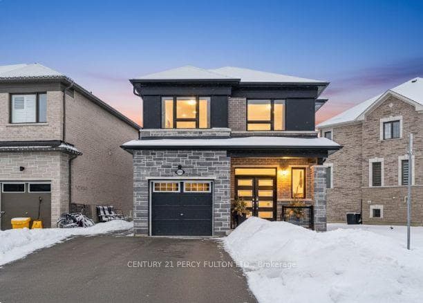 1453 Mockingbird Square, Pickering, ON L1X 0N8 - Photo 1