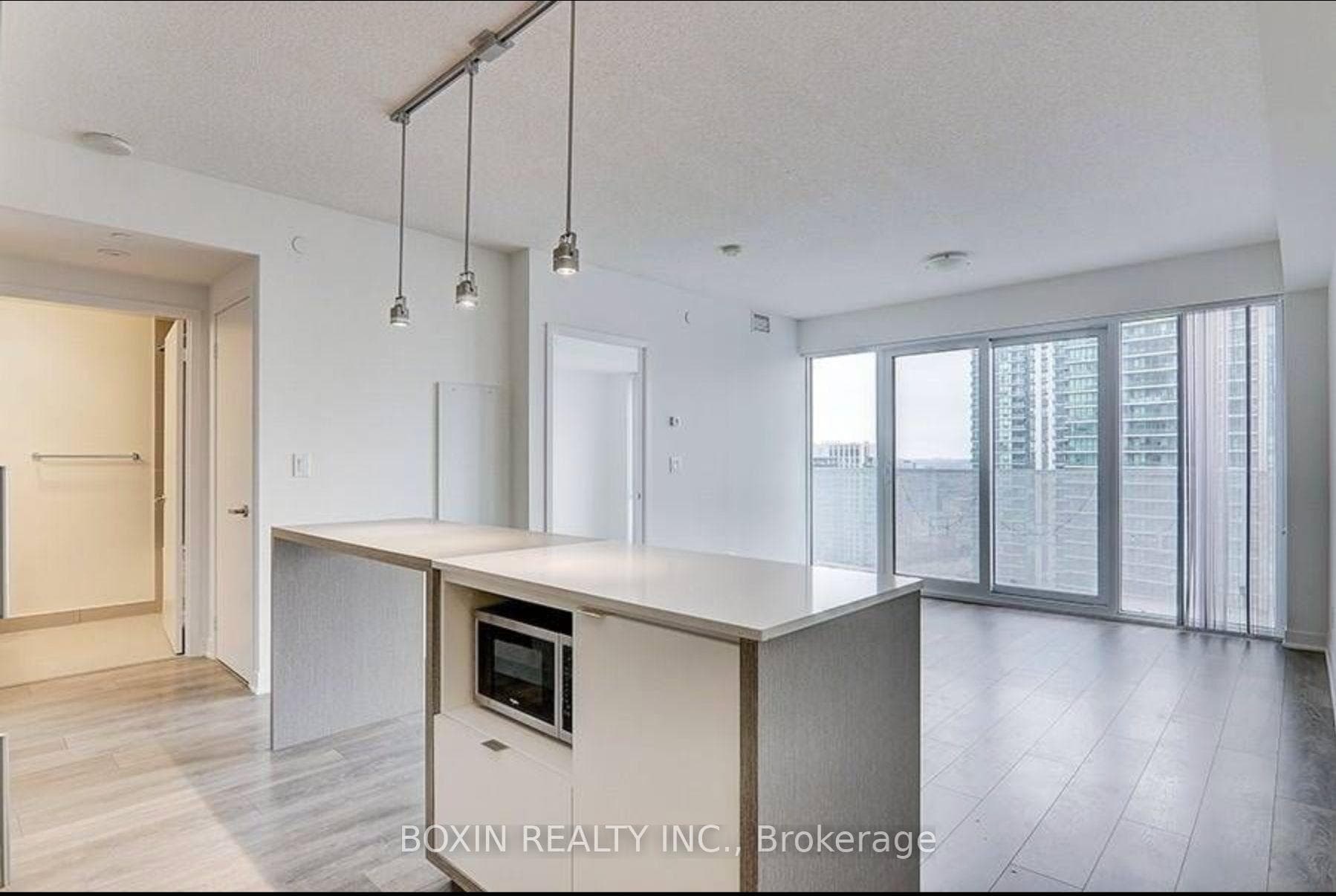 88 Harbour Street Unit 3706, Downtown Toronto / Waterfront, ON M5J 1B7 - Photo 1