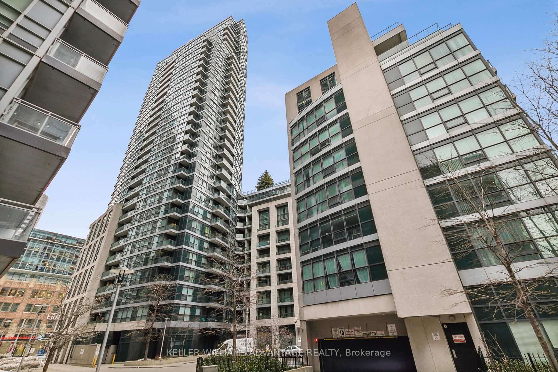 600 Fleet Street Unit 304, Toronto C01