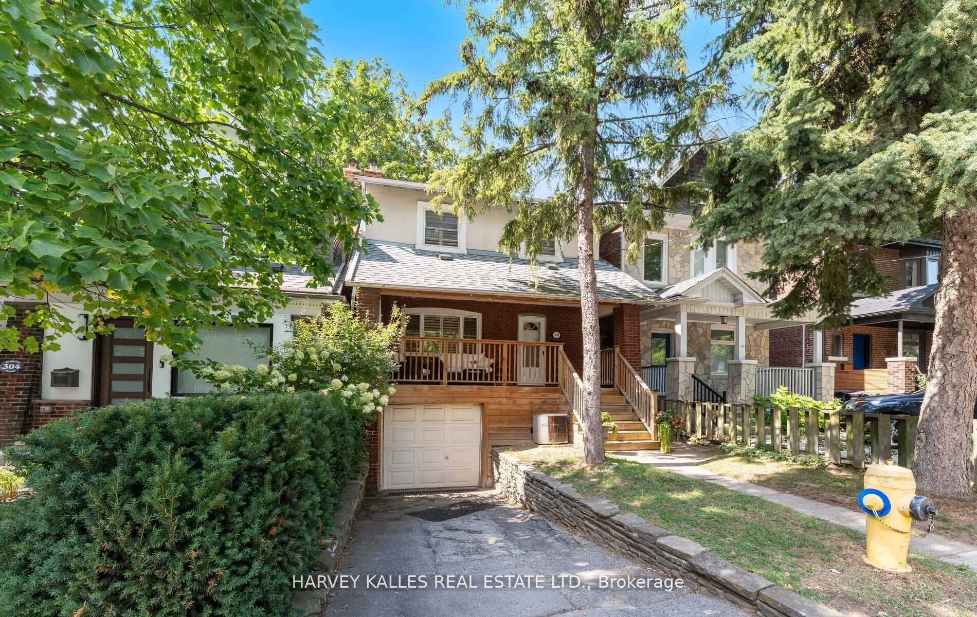 306 Wychwood Avenue, Forest Hill / Deer Park, ON M6C 2T8 - Photo 1