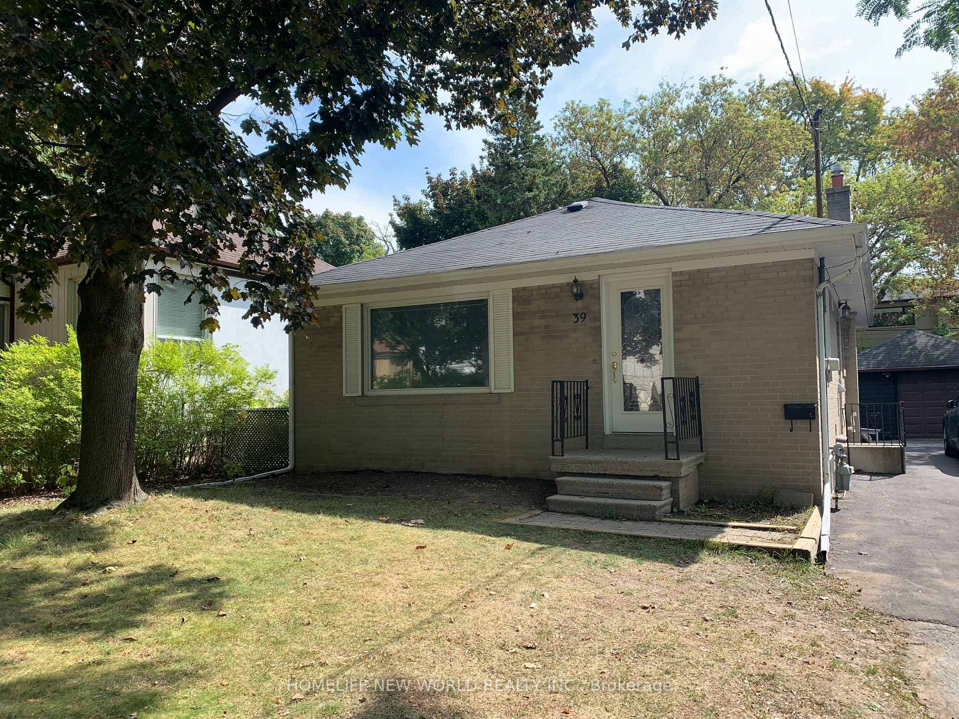 39 Otonabee Avenue Unit Basement, Willowdale / Newtonbrook, ON M2M 2S4 - Photo 1