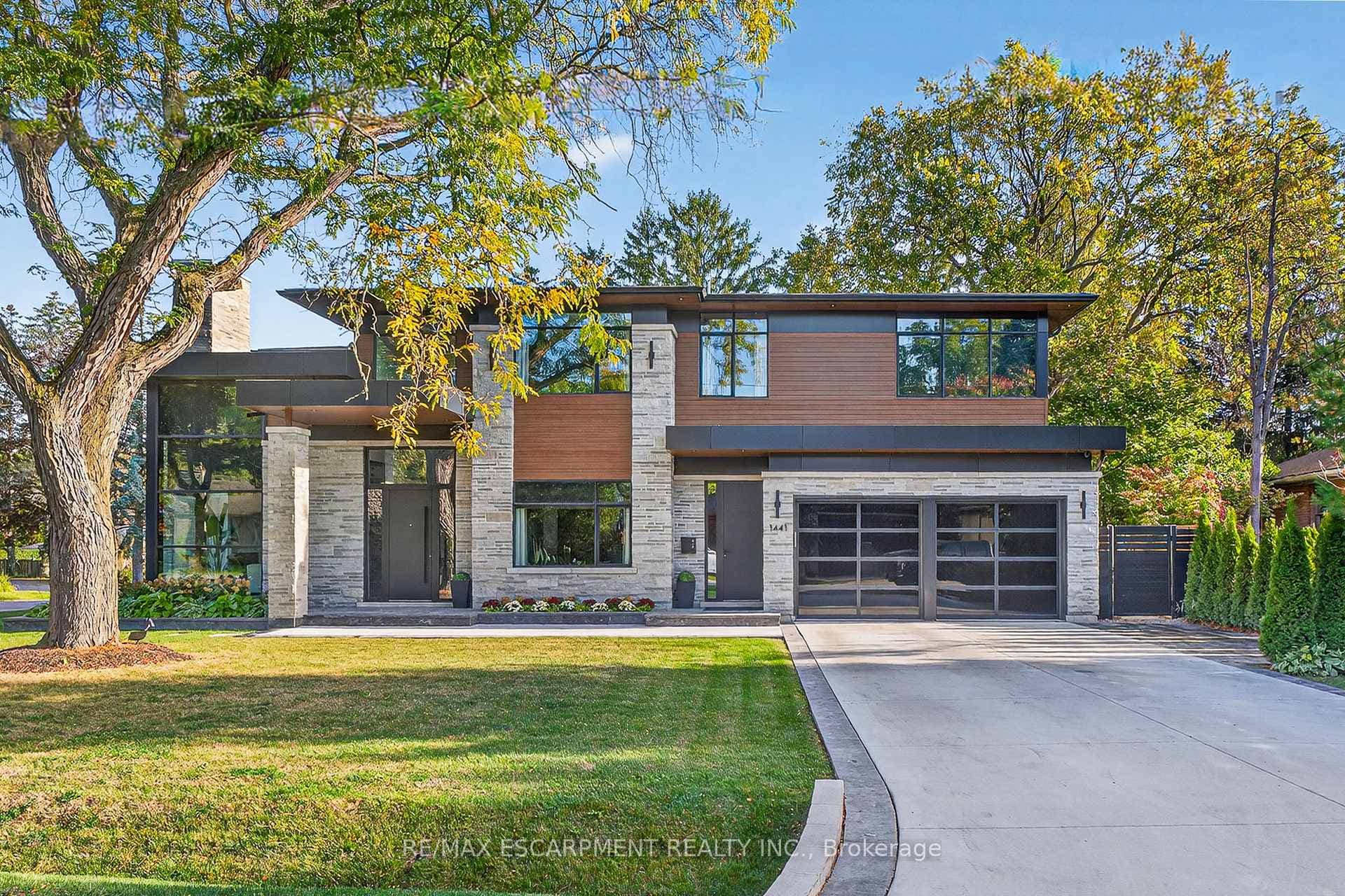 1441 Lochlin Trail, Mississauga, ON L5G 3V5 - Photo 1