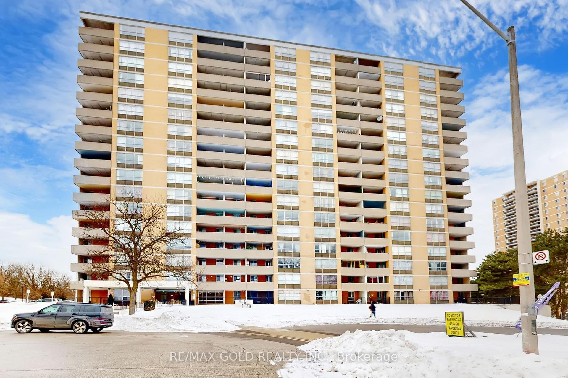 40 Panorama Court Unit 711, Etobicoke (West Mall / Rexdale), ON M9V 4M1 - Photo 1